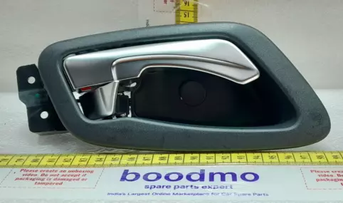 HANDLE DOOR INNER RH SATIN CHROME: MAHINDRA 0114DS201521N