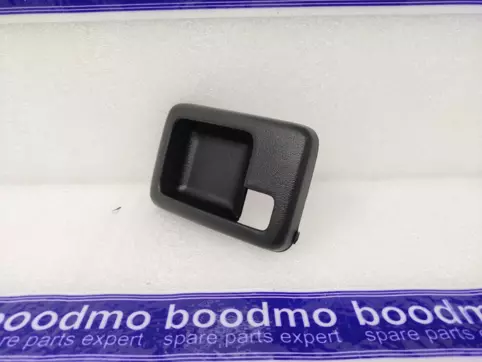 BEZEL,DOOR INSIDE HANDLE,R: MARUTI SUZUKI 82981M84400-5PK