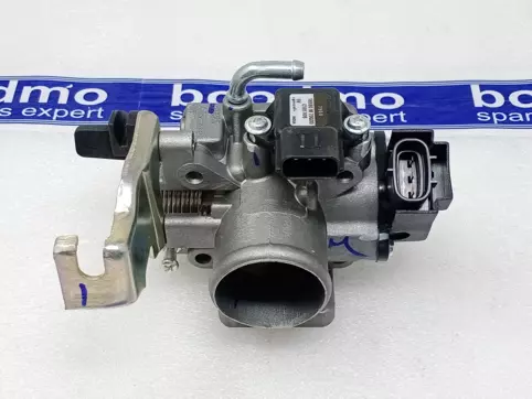 Alto lxi throttle on sale body price