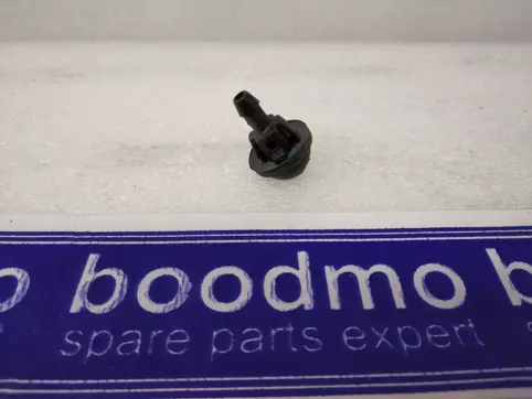 NOZZLE ASSY,RR WASHER: MARUTI SUZUKI 38840M76M00 -compatibility