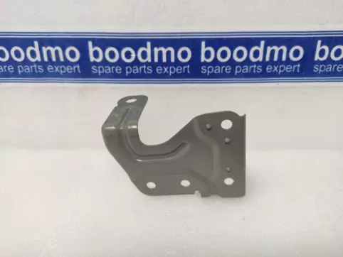 BRACKET, RADIO RECEIVER, NO.2: Toyota / Lexus 86212-KK020