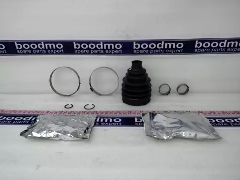 BOOT SET WHEEL SIDE: MARUTI SUZUKI 44118M66L00 -compatibility
