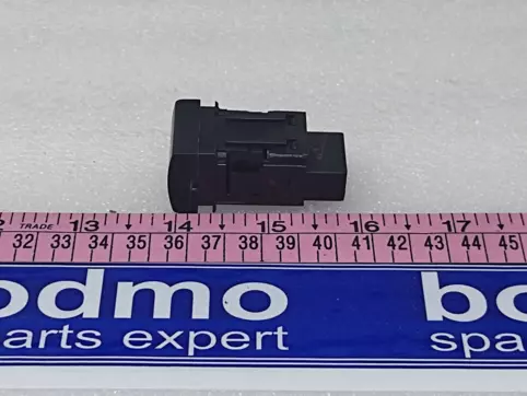 SWITCH ASSYCAMERA: MARUTI SUZUKI 37700M81R00 -compatibility