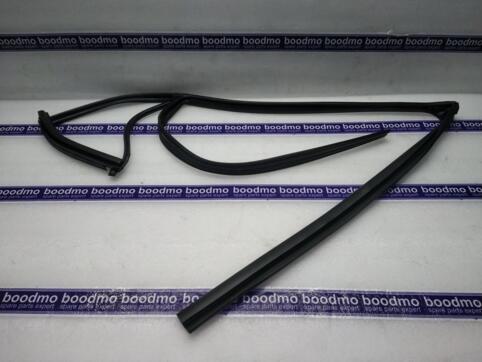 RUN ASSY - RR DR WDO GLASS RH: Hyundai / Kia 83541B4400 -compatibility ...