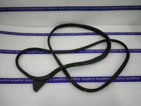 WEATHERSTRIP, DOOR OPNG RH: MARUTI SUZUKI 84641M74L00