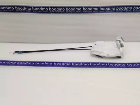 LATCH ASSY, REAR DOOR, LH: MARUTI SUZUKI 82302M83K64