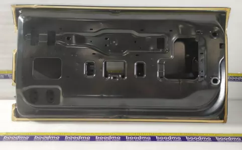 PANEL ASSY TAILGATE: MAHINDRA 0103CW500060A -compatibility