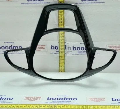 BEZEL STEERING WHEEL: MAHINDRA 2301ES200091P -compatibility