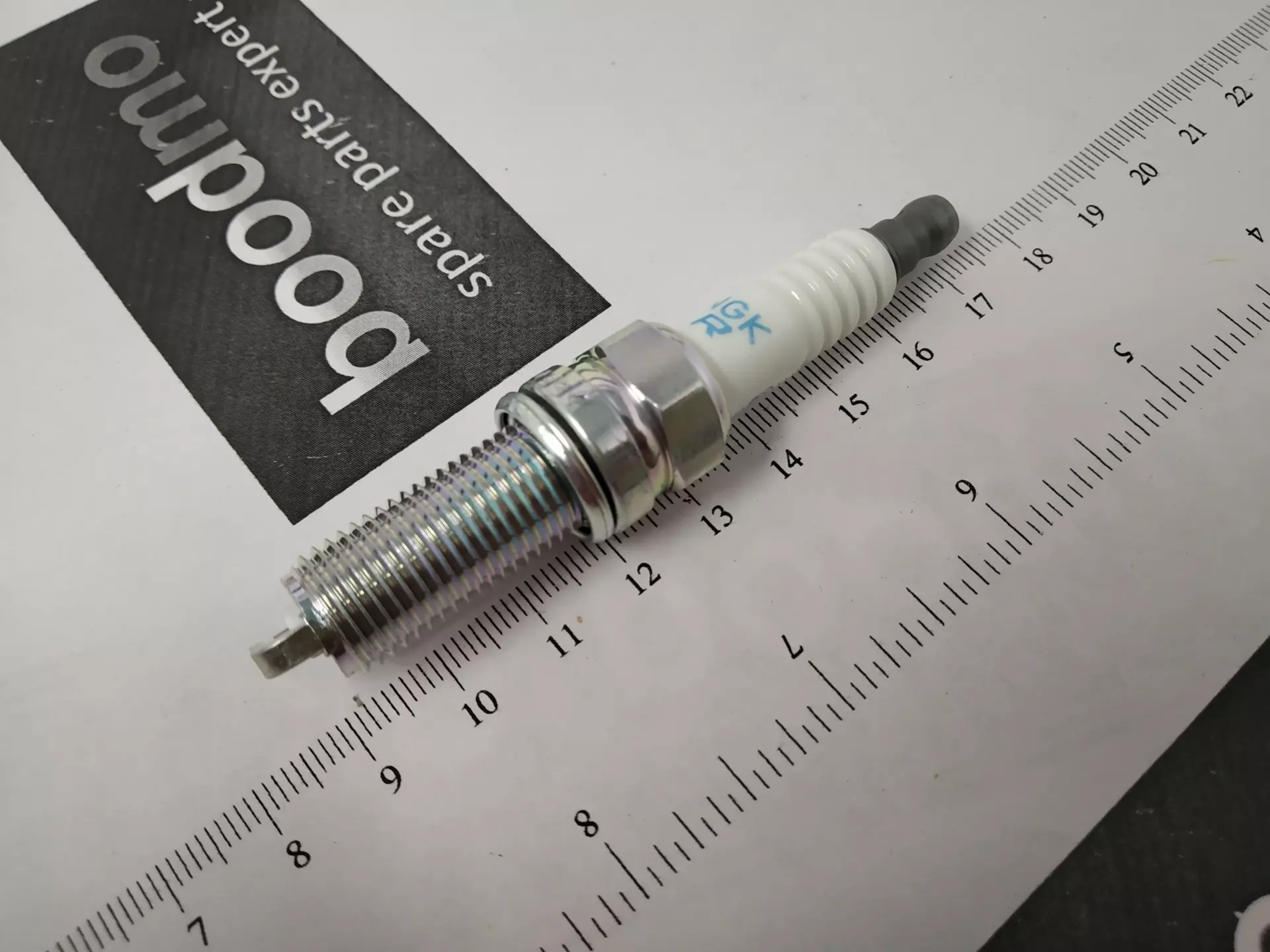 Spark Plug for HYUNDAI GRAND i10, XCENT, i20, TATA BOLT, NEXON, ZEST ...