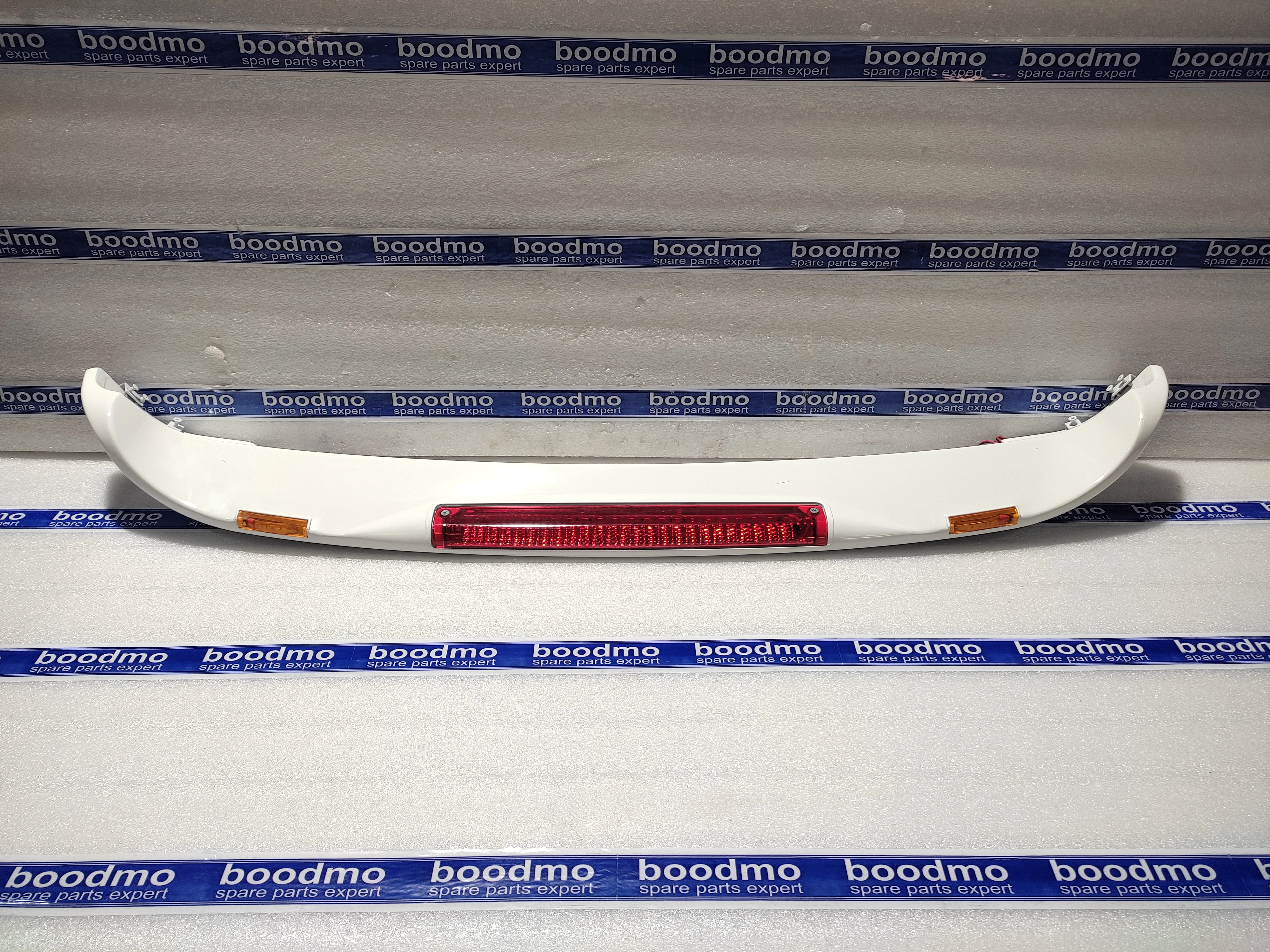 Maruti suzuki outlet eeco spoiler