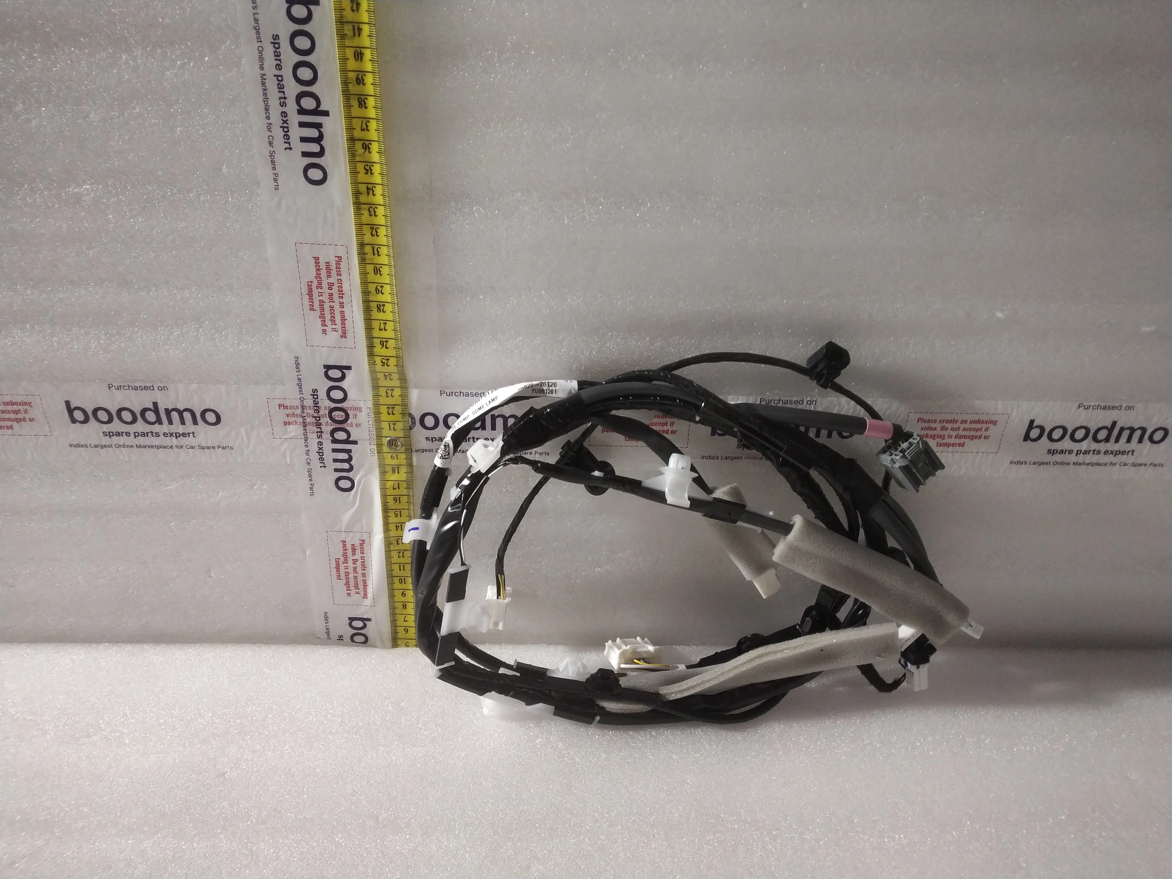 WIRE, DOME LAMP: MARUTI SUZUKI 36820M76T20 -compatibility