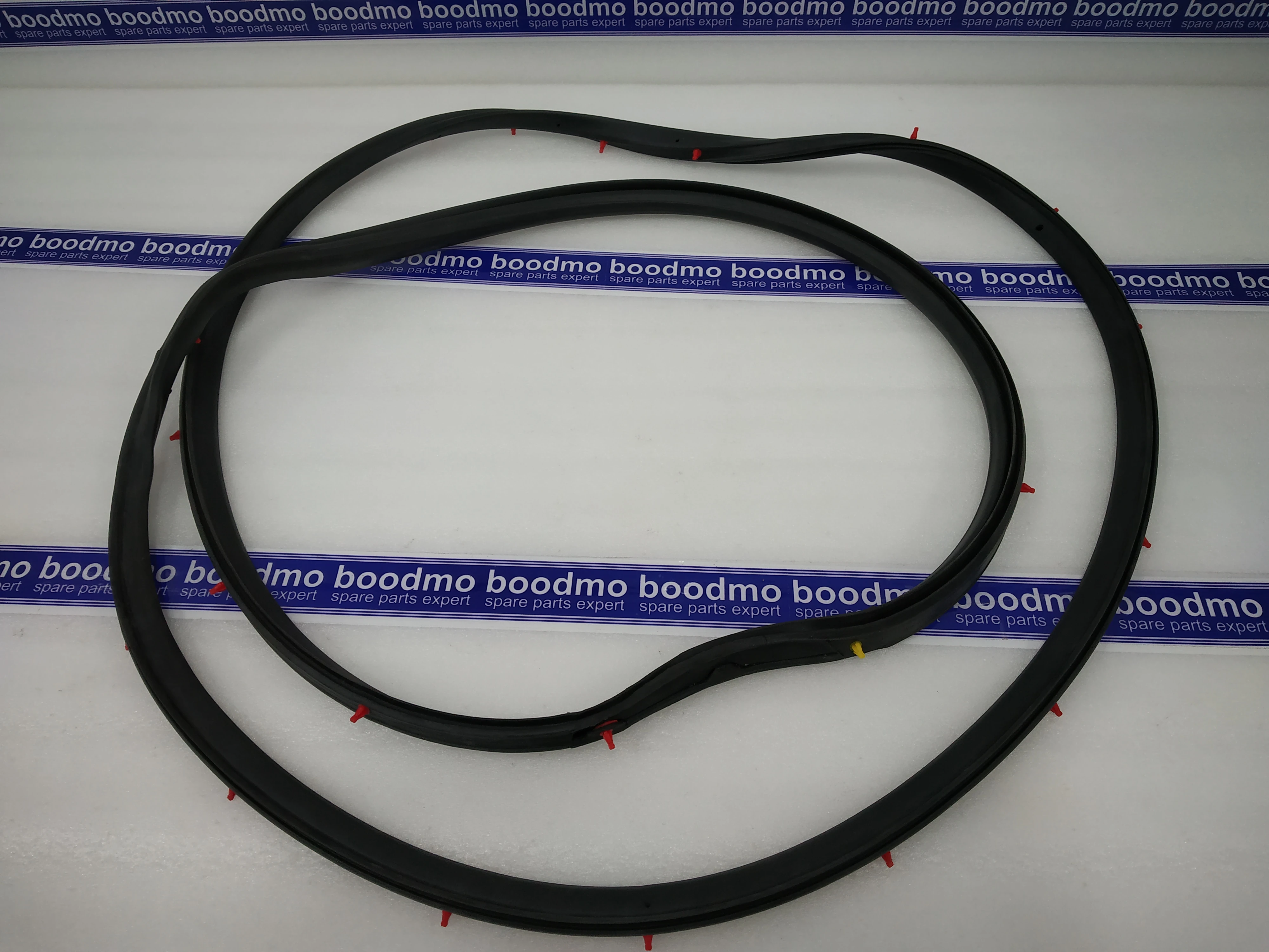 WEATHERSTRIP, DOOR OPENING LH: MARUTI SUZUKI 84671M74K00