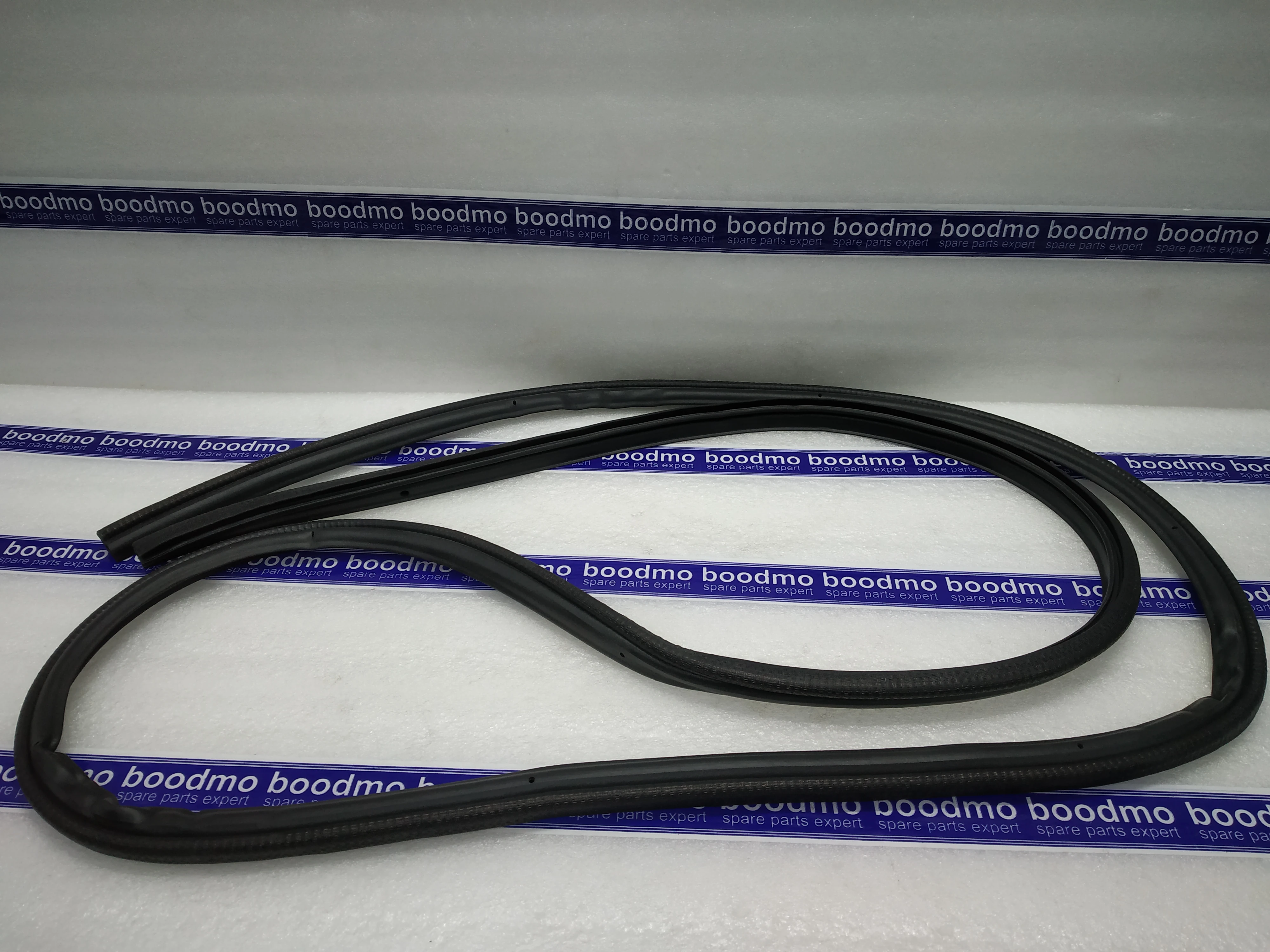 WEATHER STRIP REAR DOOR: MARUTI SUZUKI 79841M79550 -compatibility