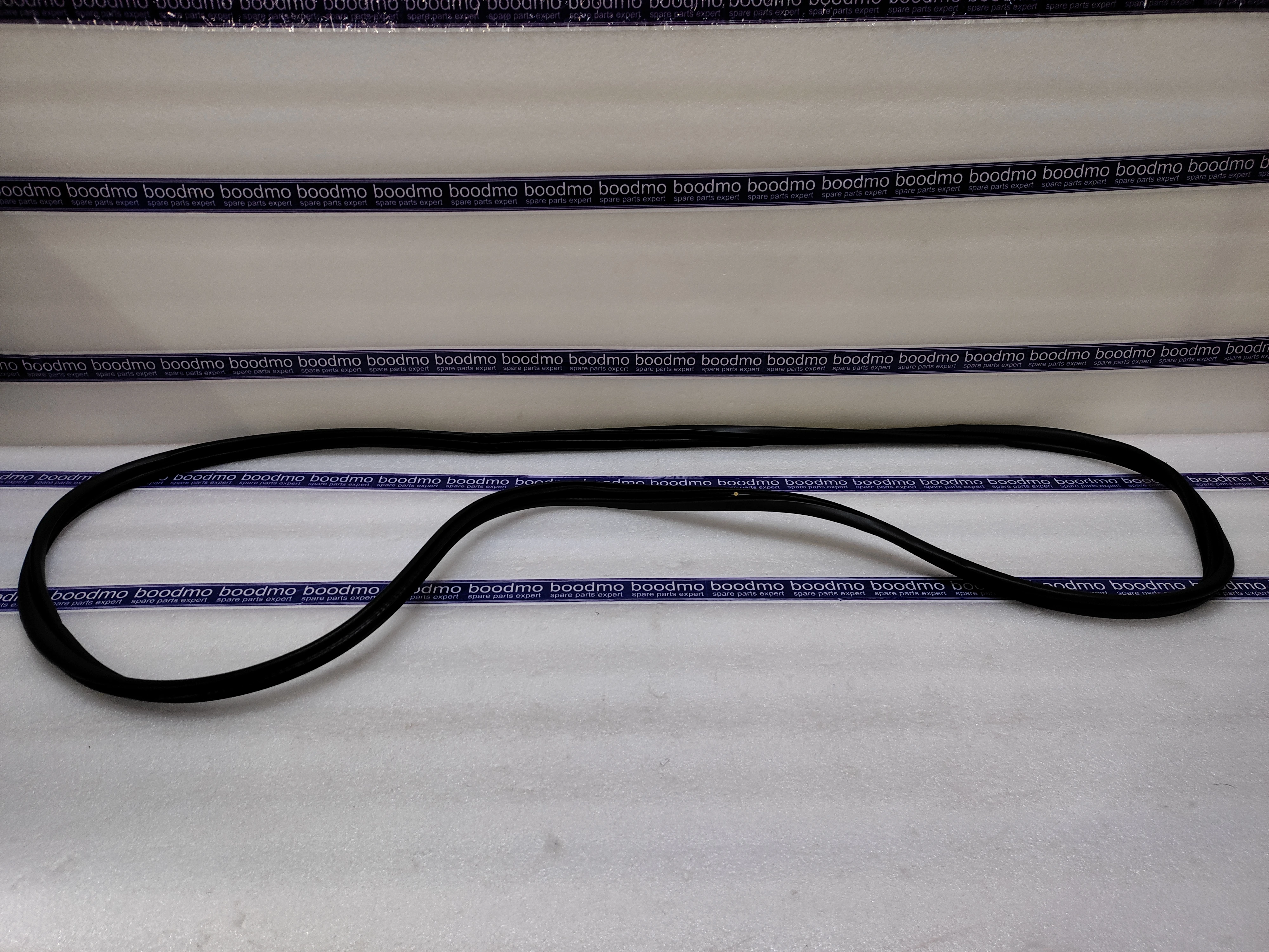 TRIM, FRONT DOOR OPENING: MARUTI SUZUKI 76291M55R00 -compatibility