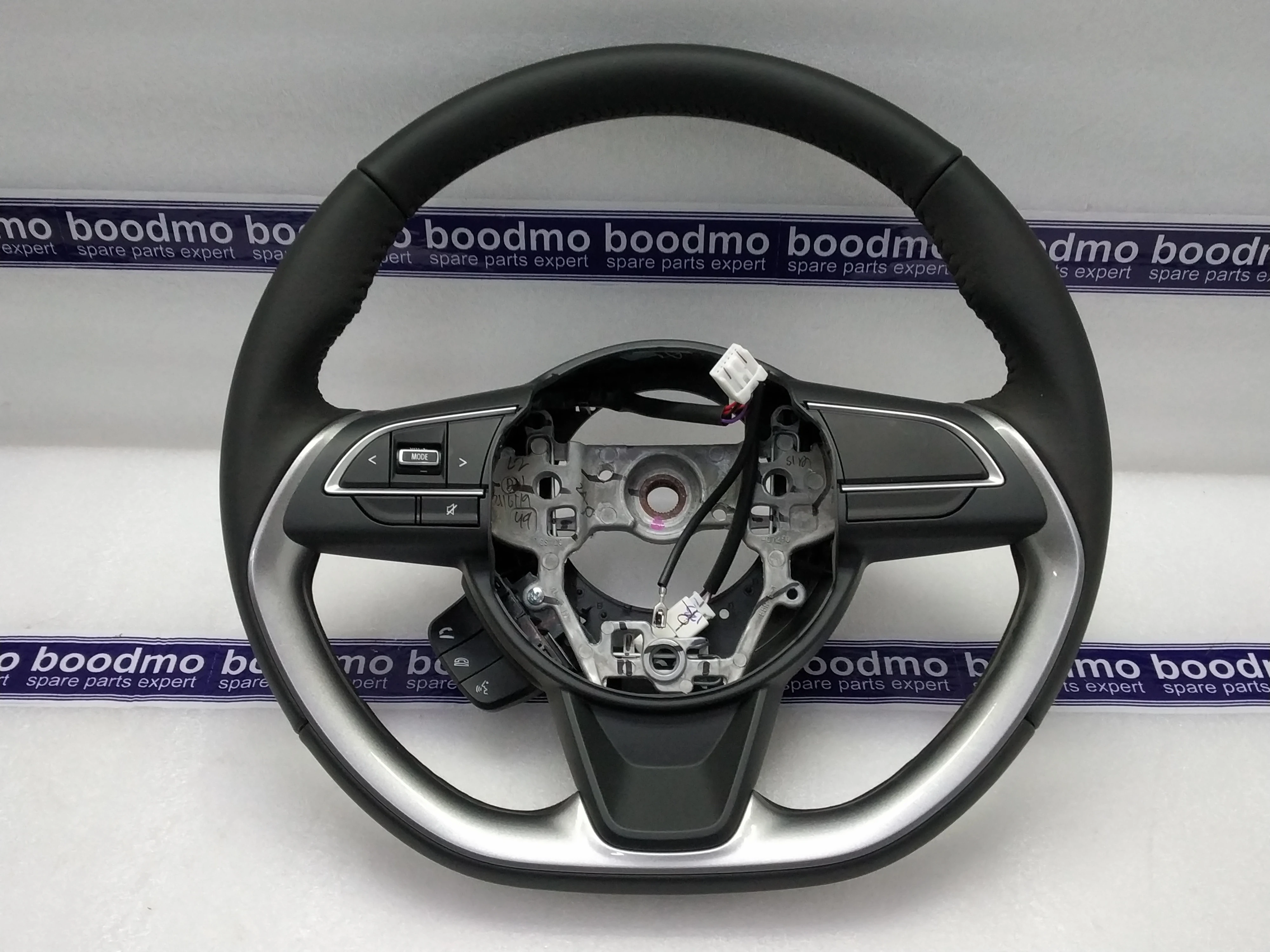 Maruti swift 2024 steering wheel