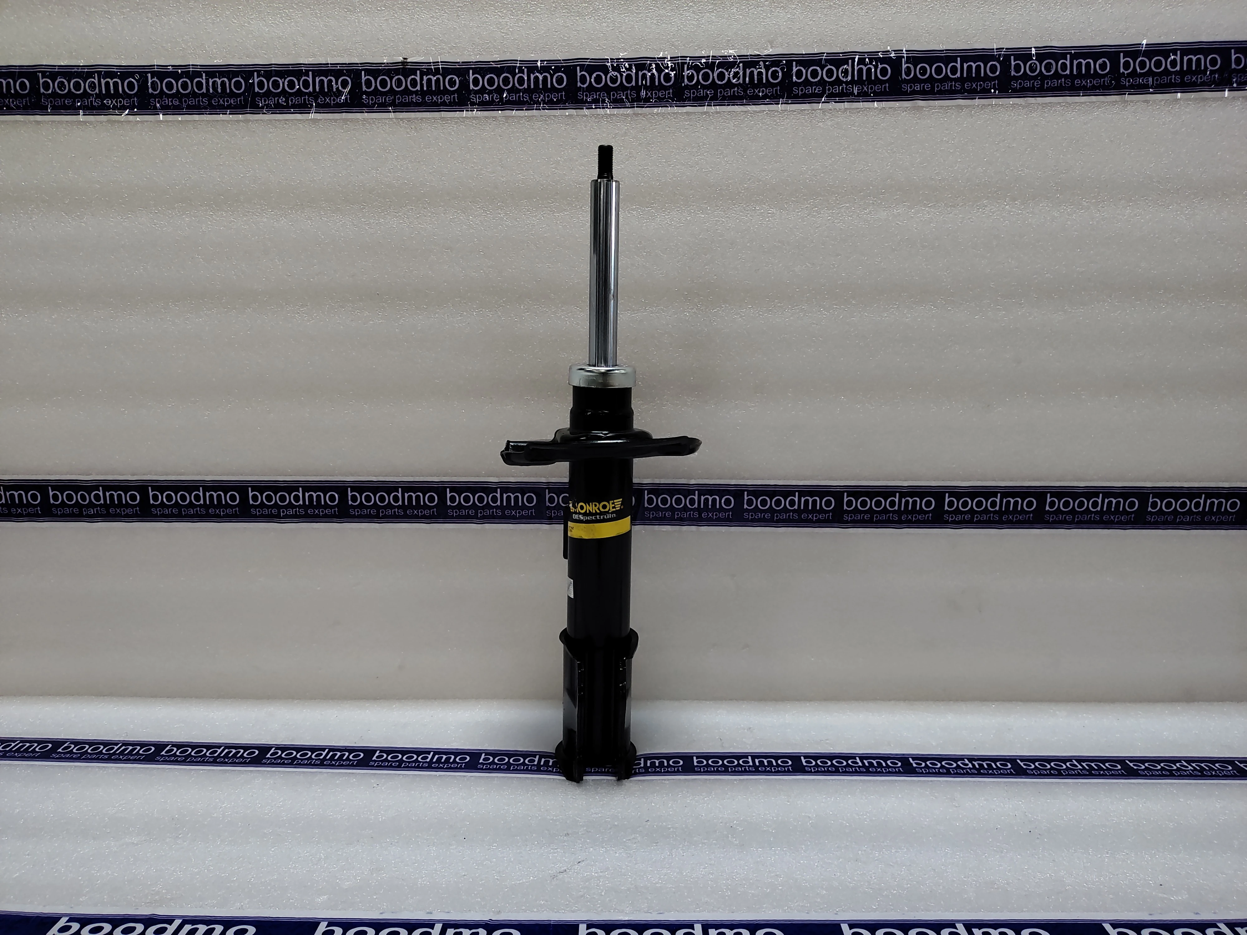 Front Suspension Strut Right: MONROE M2N3G8336 -compatibility