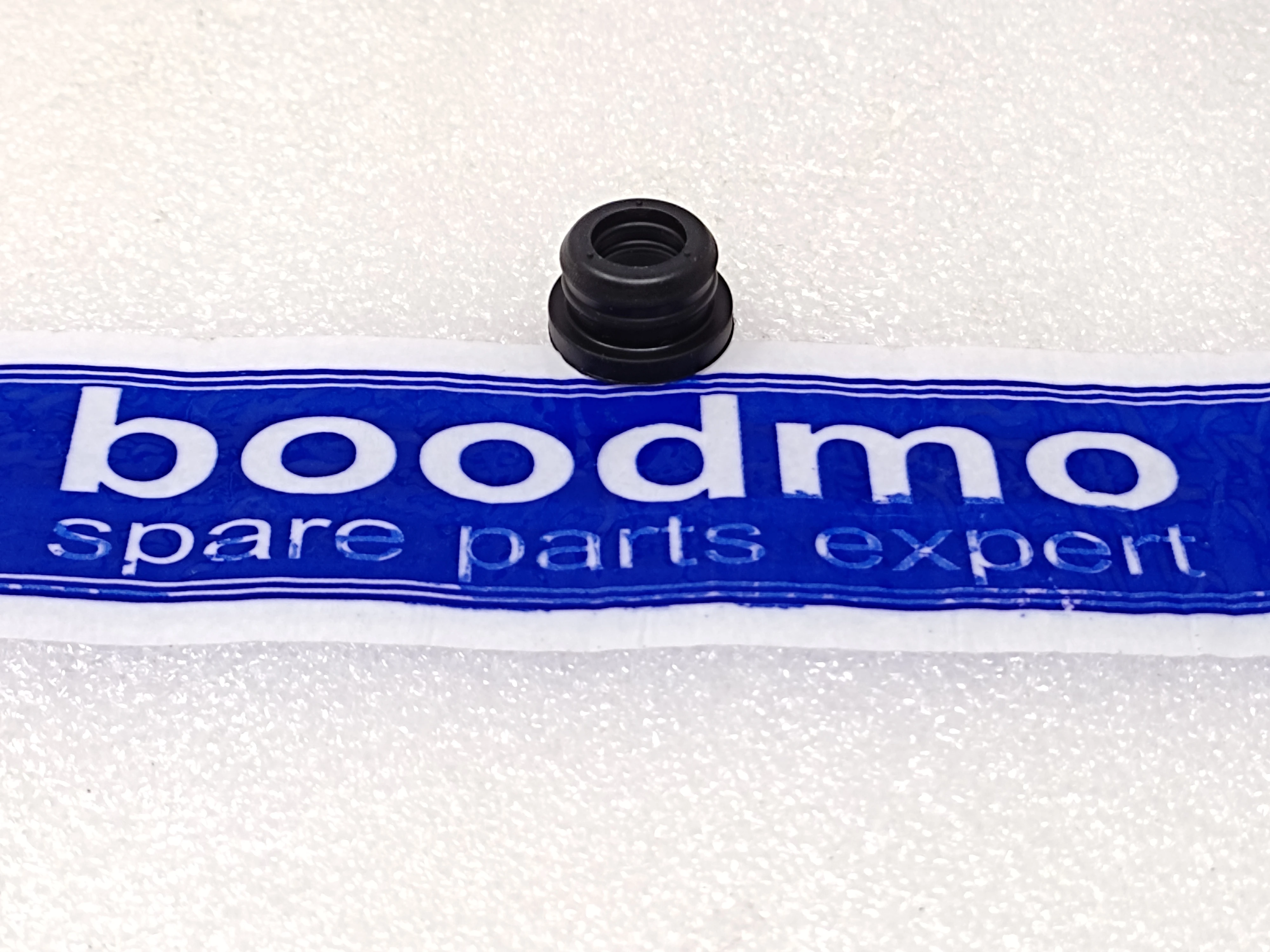 GROMMET,RSVR CONNECTOR: MARUTI SUZUKI 51232M74L00 -compatibility