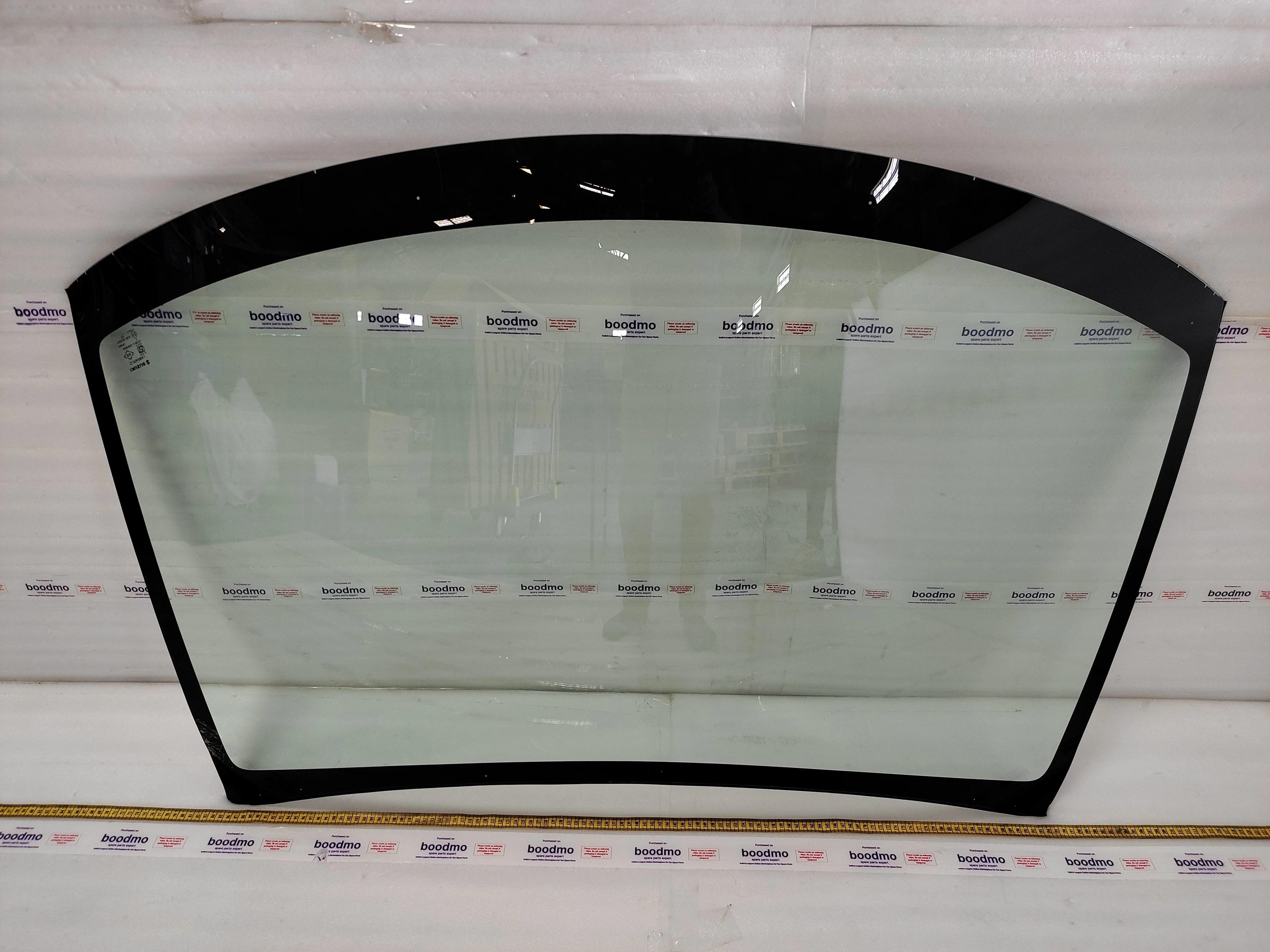GLASS WINDSHIELD: MARUTI SUZUKI 84510M74L01 -compatibility