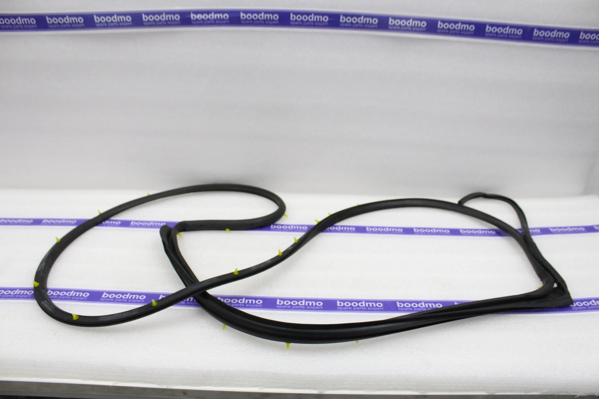 WEATHERSTRIP DOOR OPENING RH: MARUTI SUZUKI 84661M55KA0