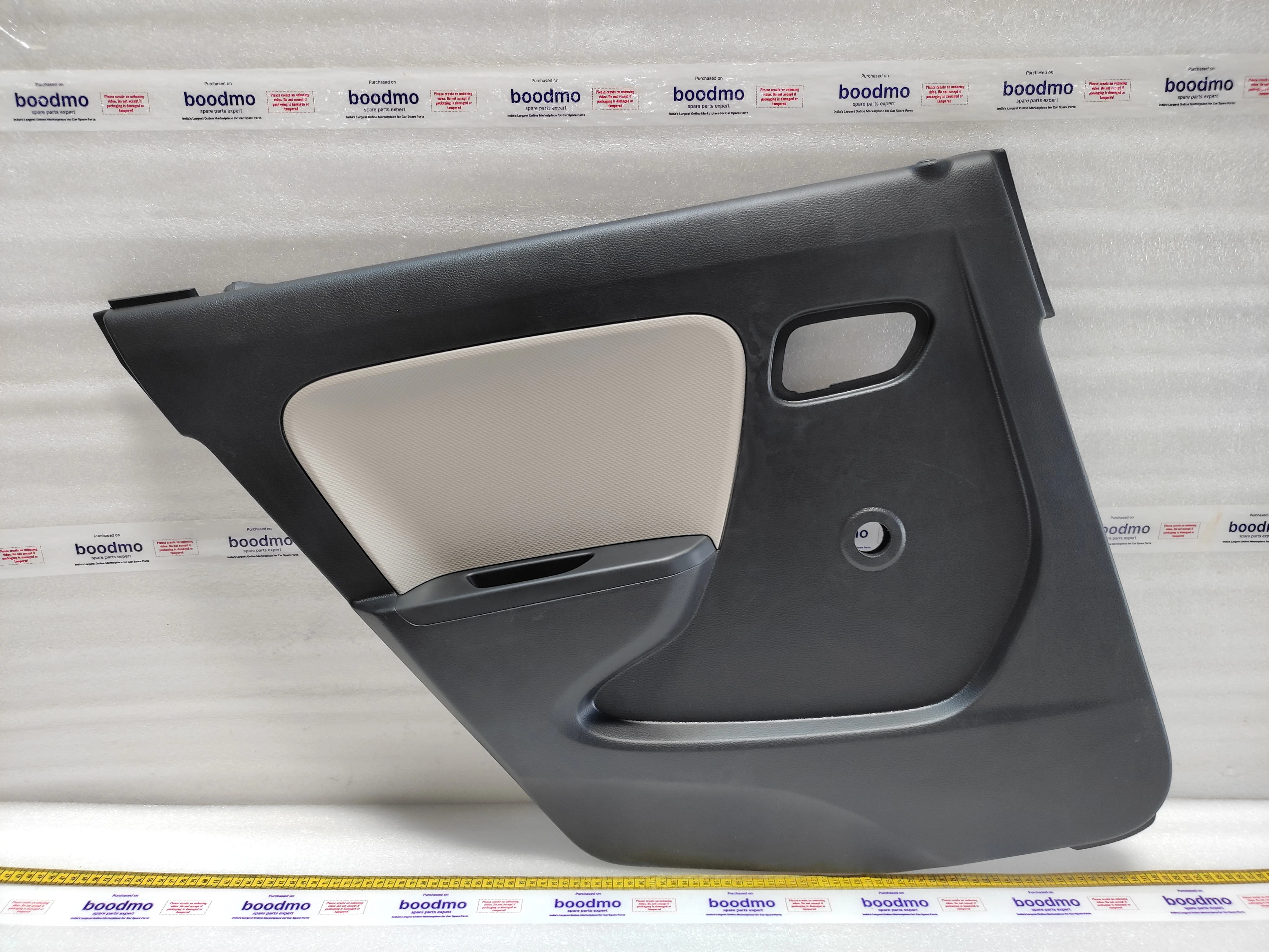 TRIM, RR DOOR, L(GREIGE/BLACK): MARUTI SUZUKI 83740M67P00-B1W
