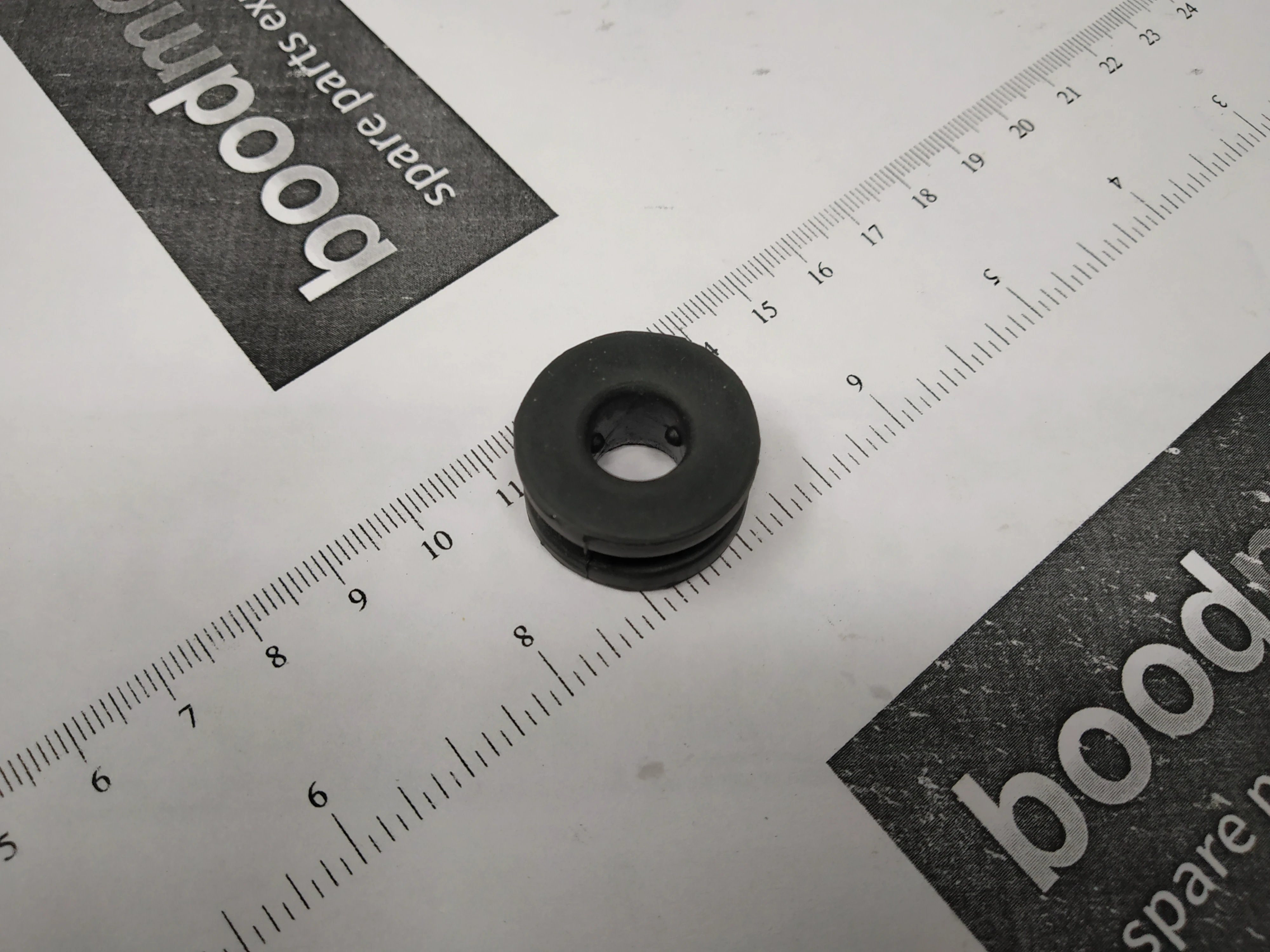 GROMMET: MARUTI SUZUKI 13813-83000 -compatibility, features