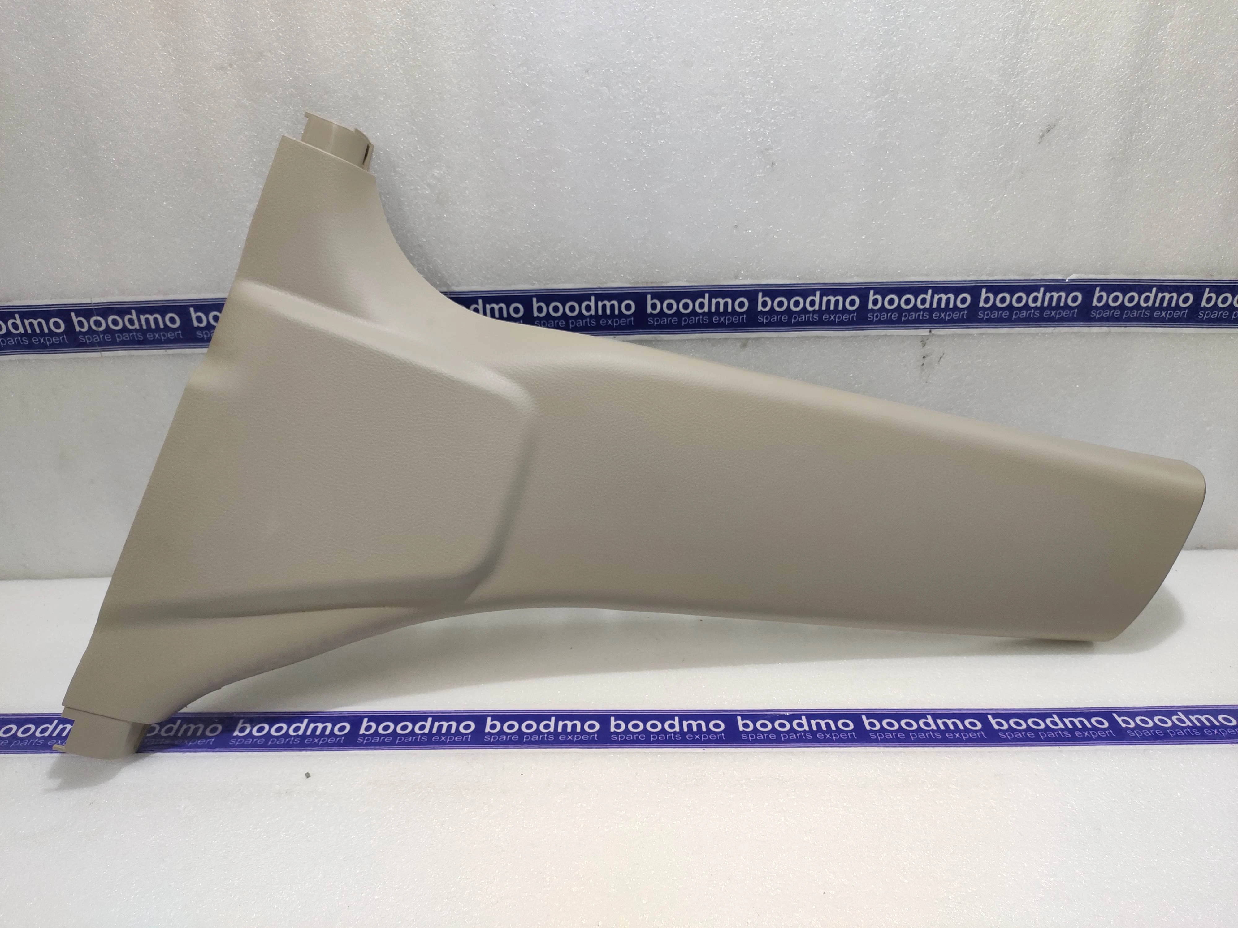 TRIM, CTR PILLAR LOWER LH (BEIGE): MARUTI SUZUKI 76241M68L00-V6N