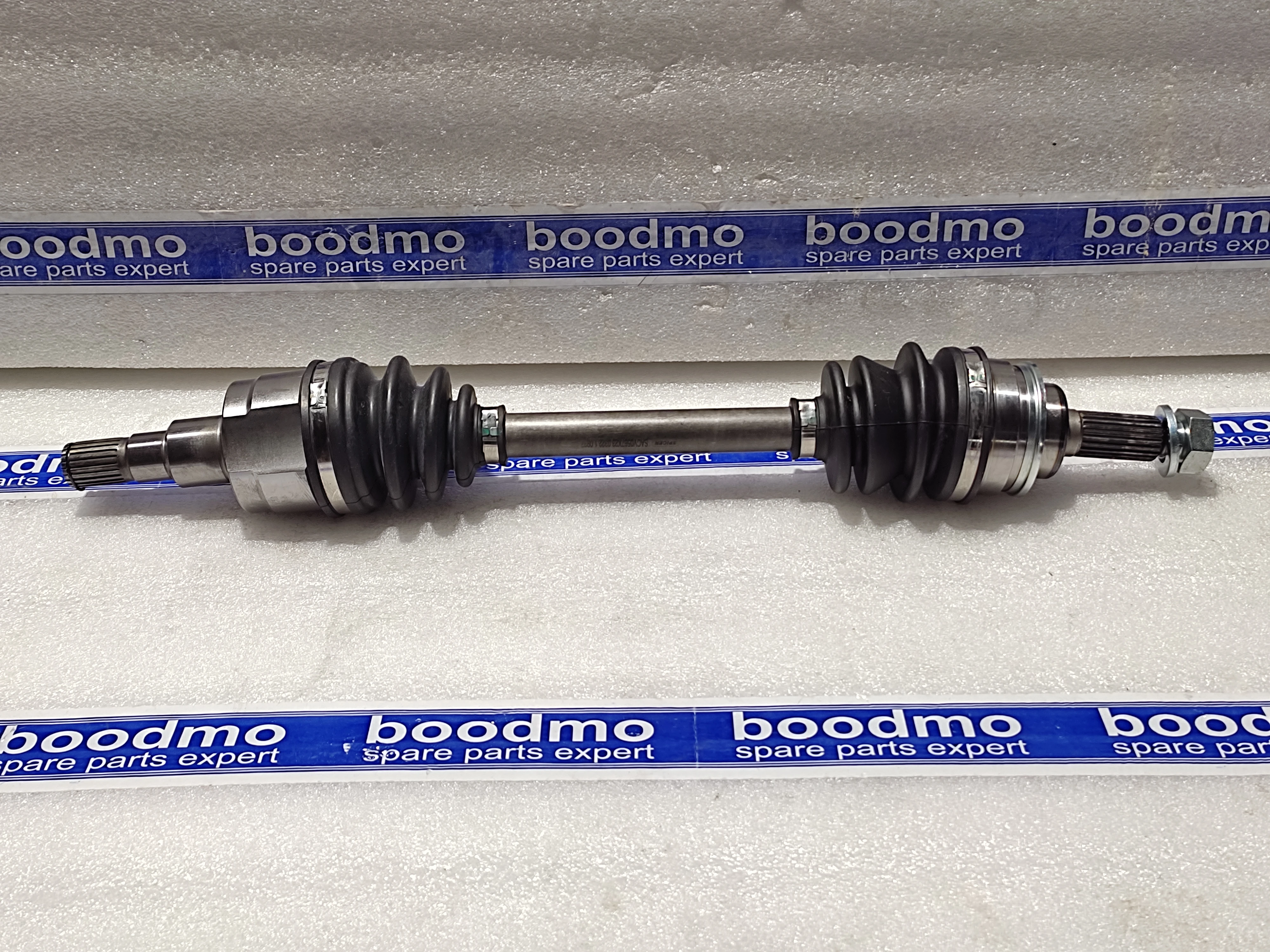 Drive Shaft Left: Spicer SACV0567X23 -compatibility, features