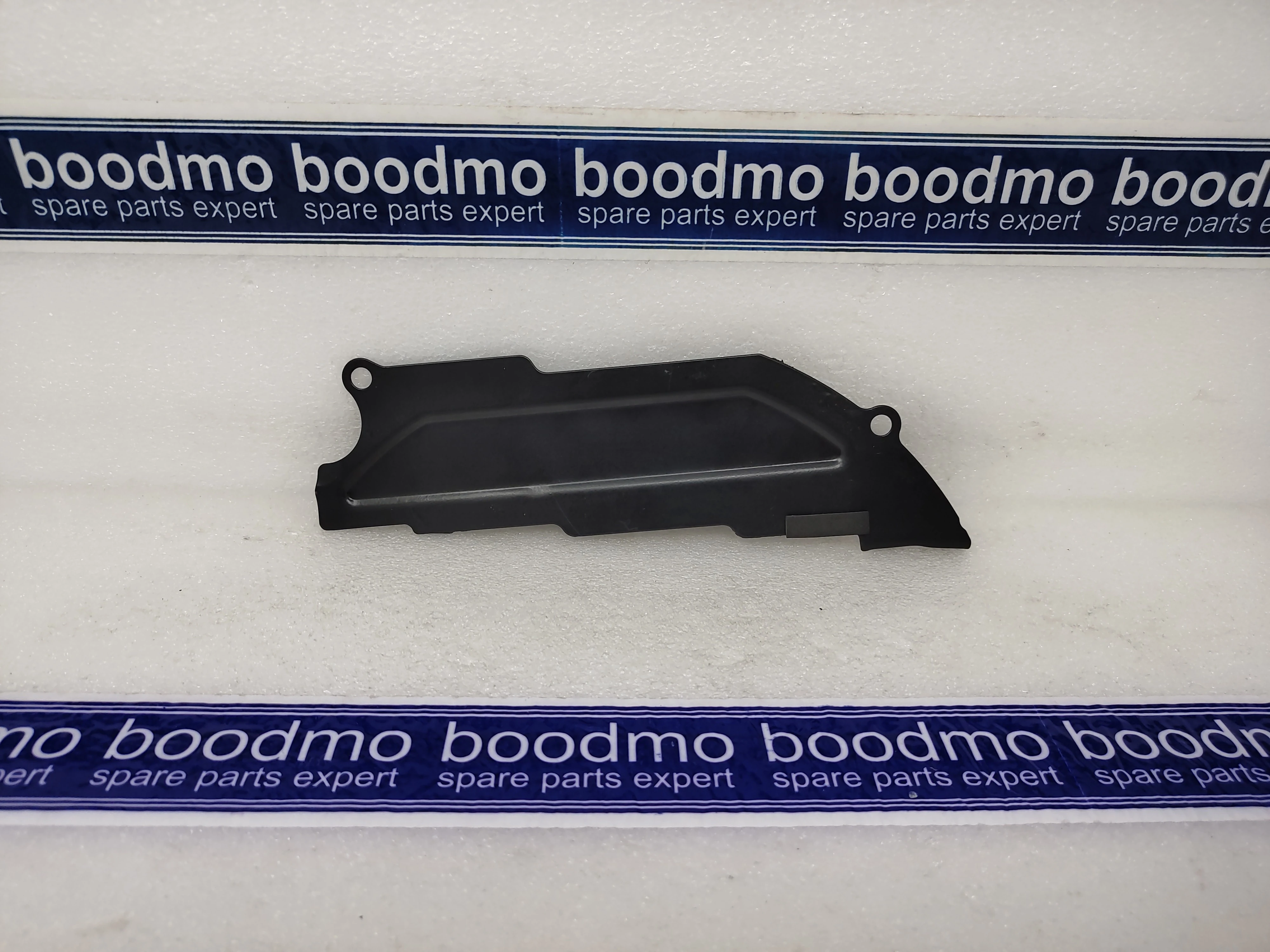 PLATE CL HSG LOWER: MARUTI SUZUKI 11320M63J00 -compatibility