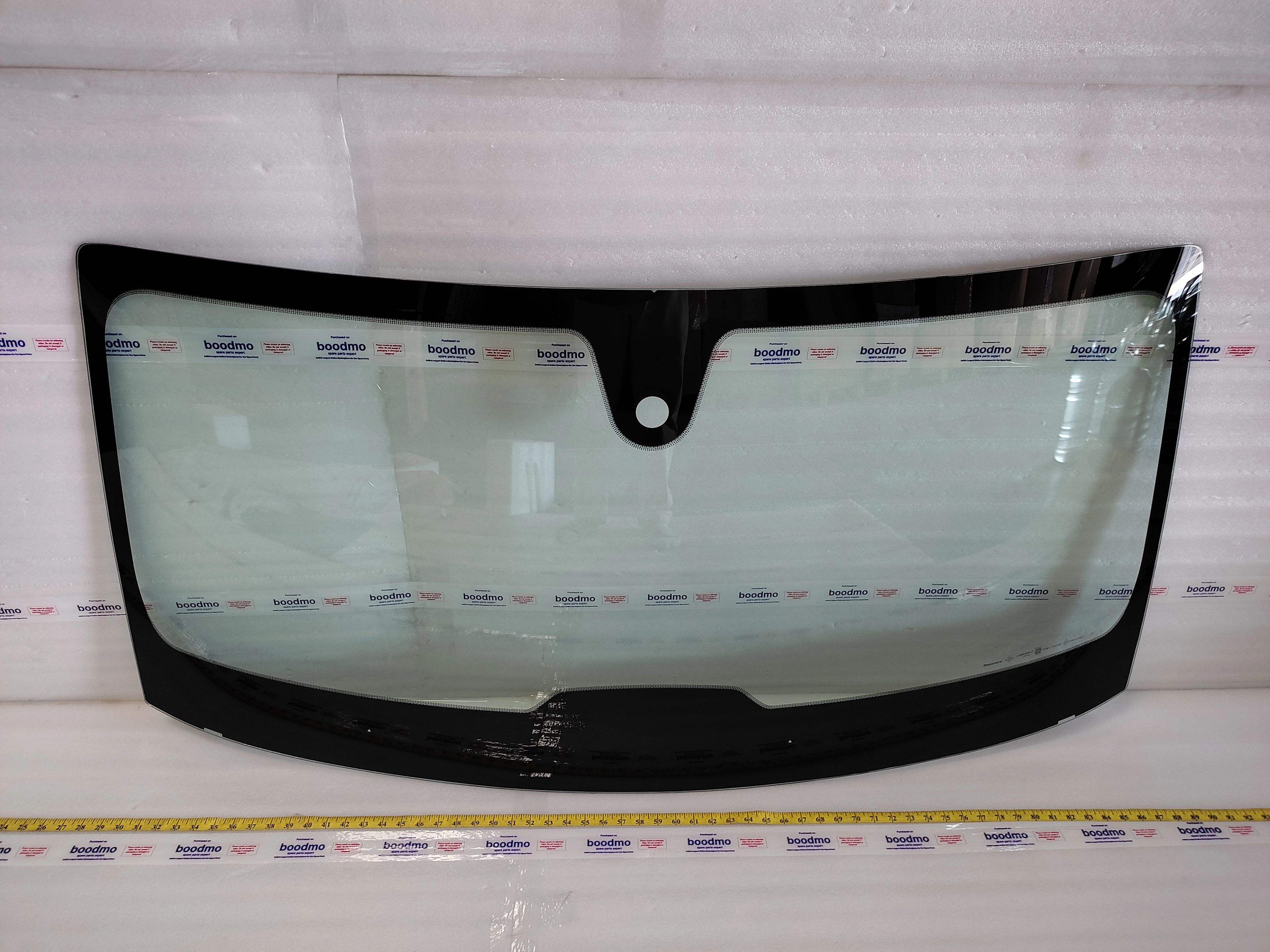 GLASS ASSEMBLY WINDSCREEN GR.TINTED RTL: MAHINDRA 0111A0320N  -compatibility, features, prices. boodmo