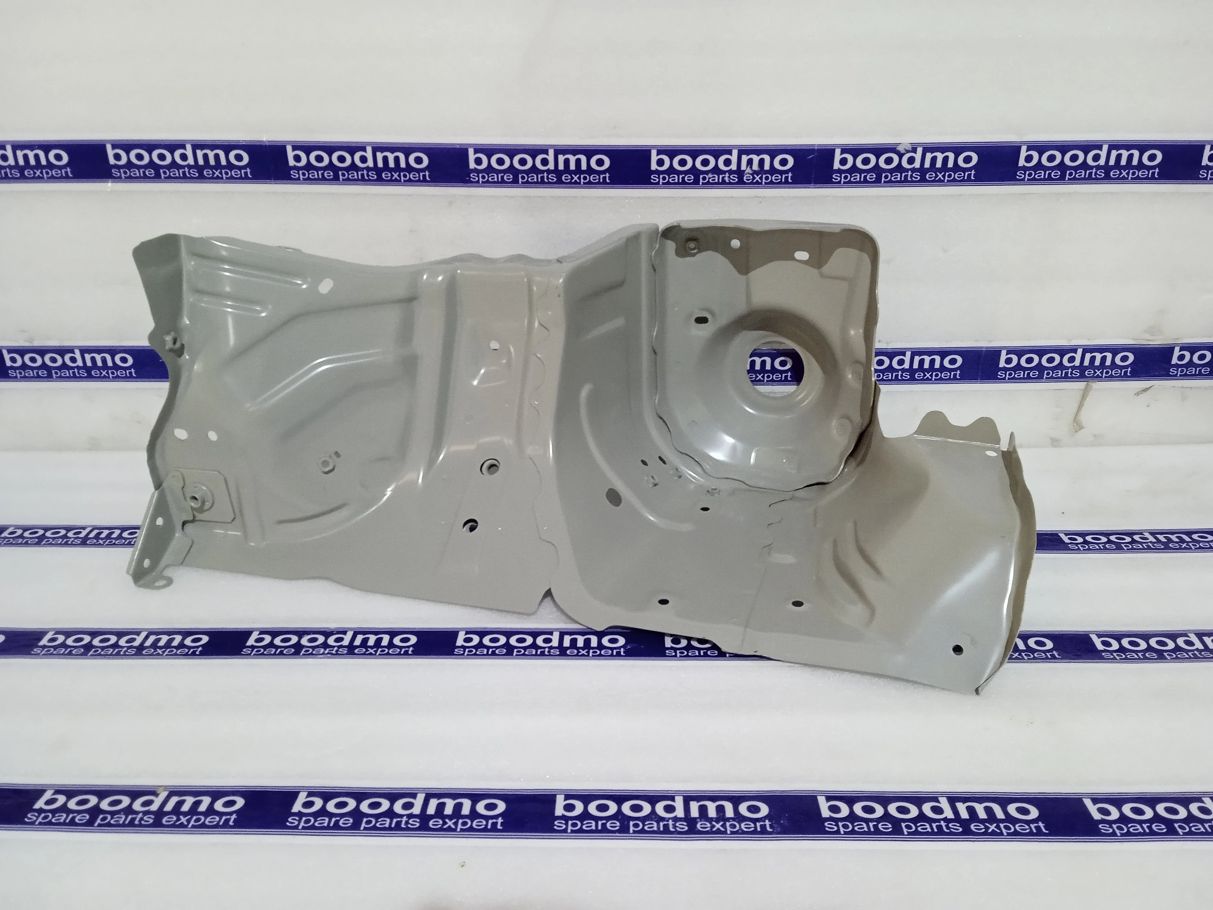 PANEL FENDER APRON, LH: MARUTI SUZUKI 58410M64M00 -compatibility