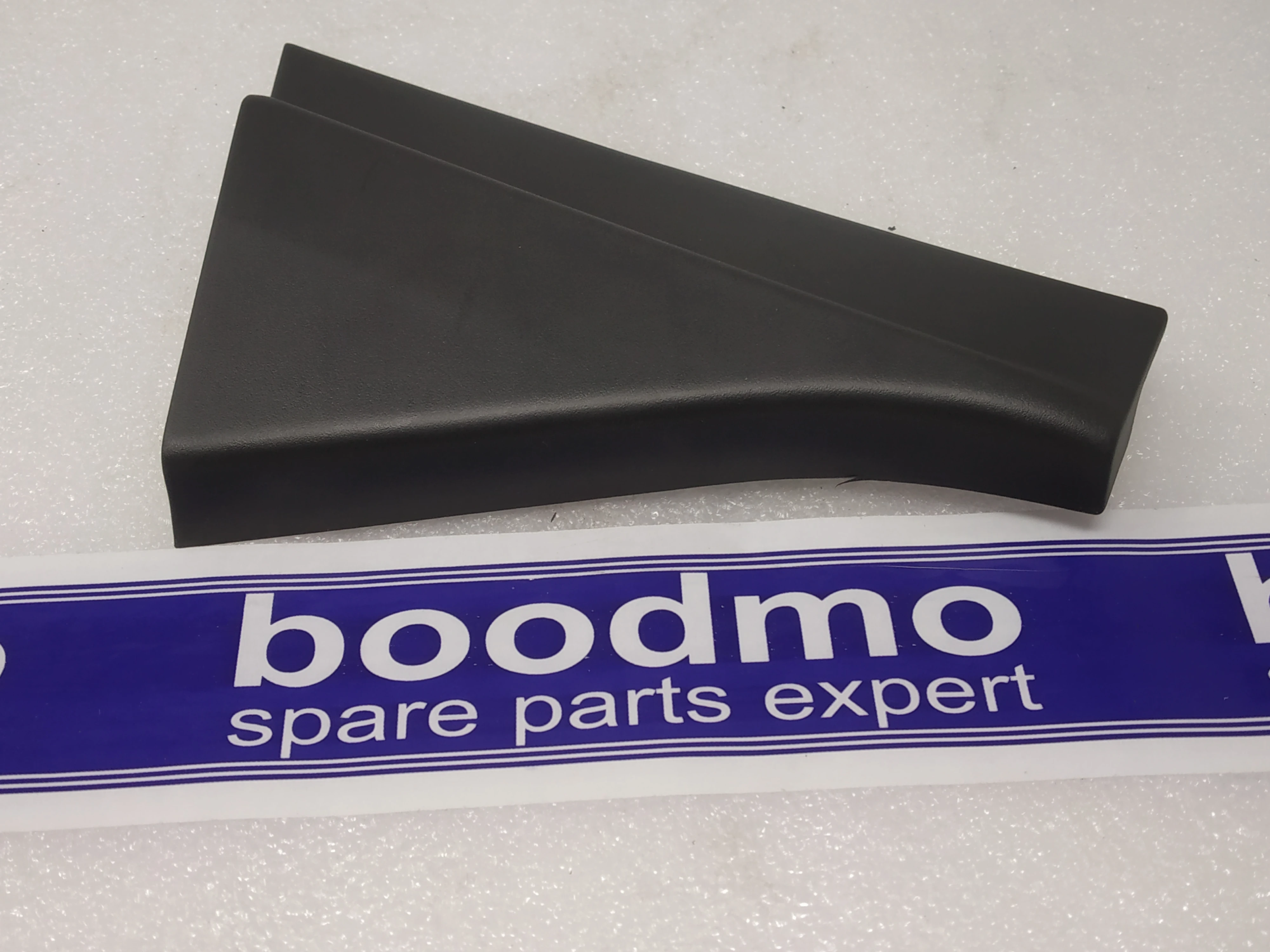 GARNISH COMP,REAR DOOR INNER,L: MARUTI SUZUKI 83790M82P00-5PK