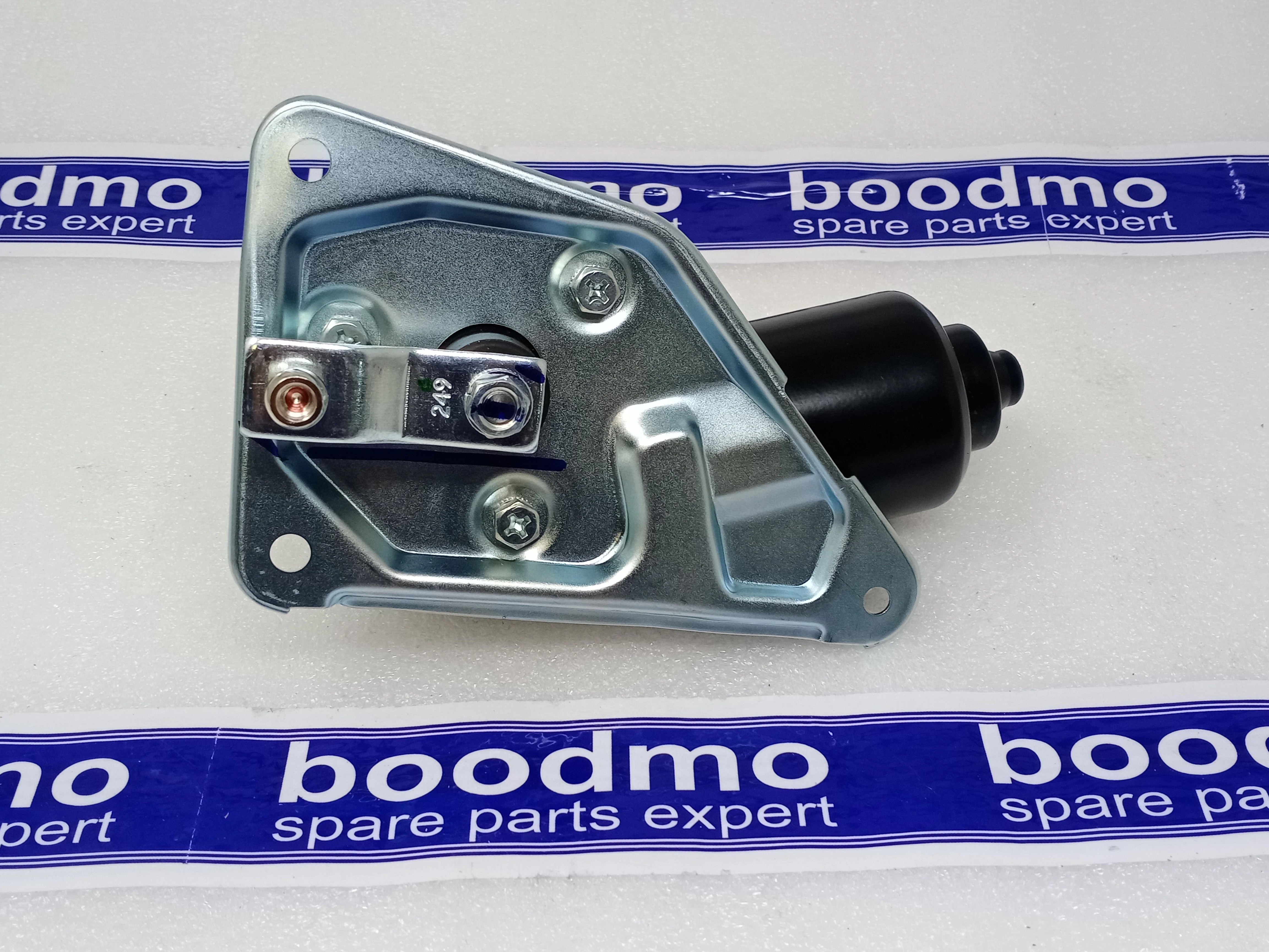 Wiper Motor & Bracket Assembly: DENSO HA059-9490 -compatibility,  features, prices. boodmo