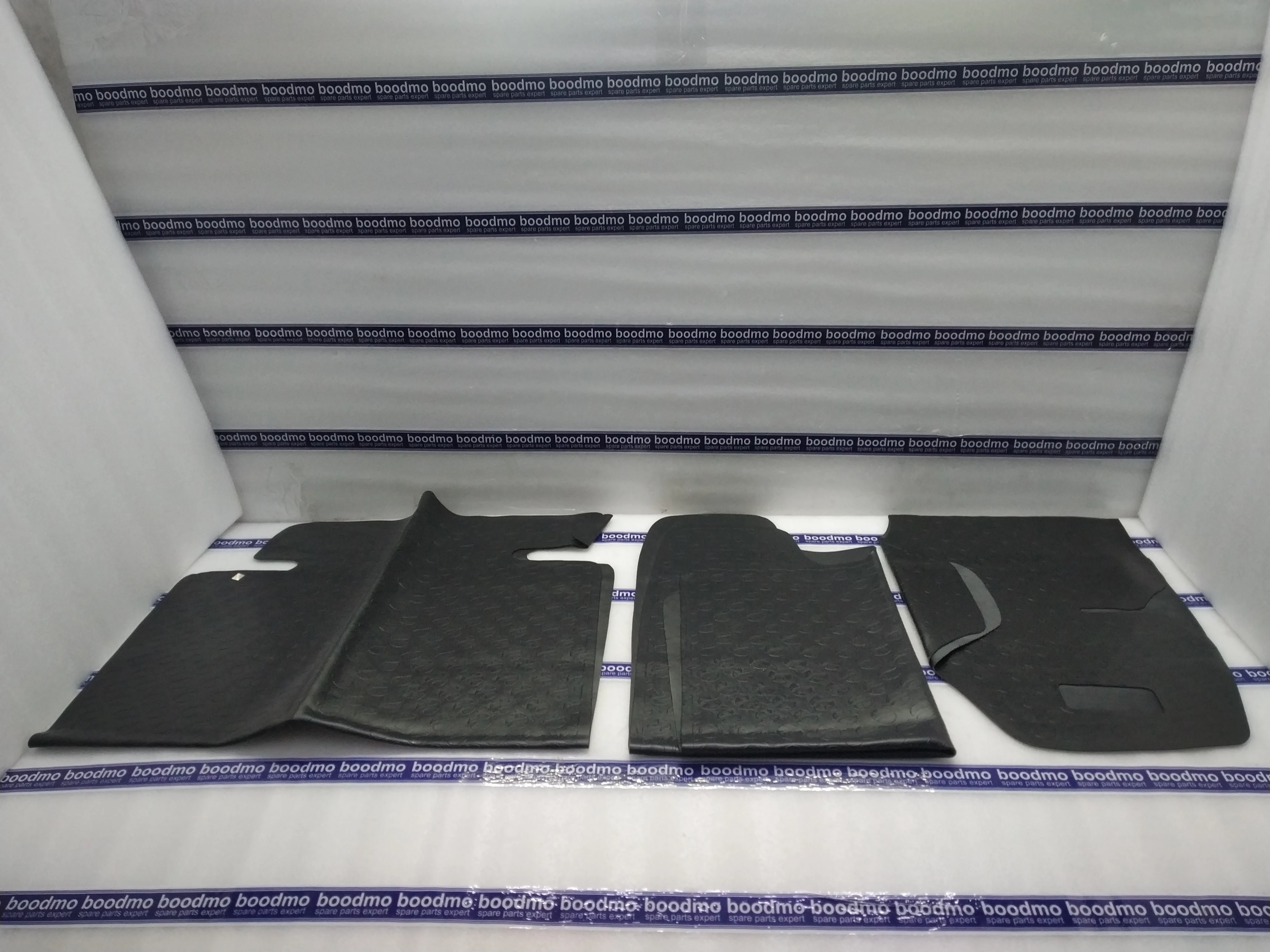 Maruti omni on sale floor mat