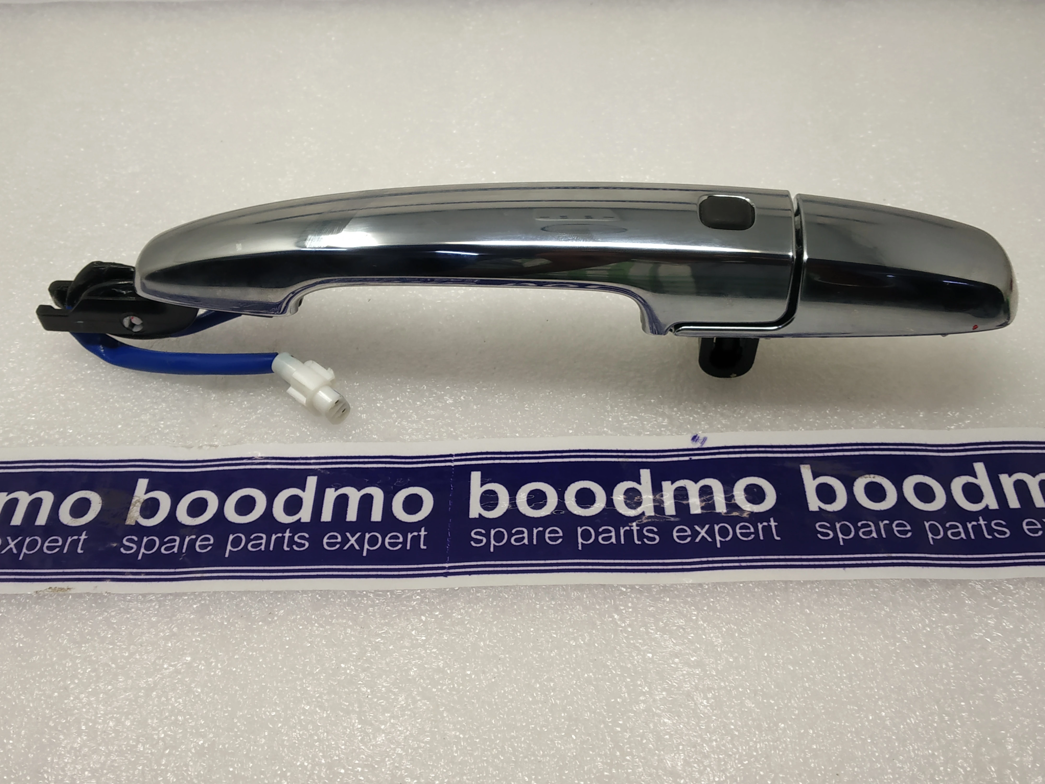 HANDLE, FRONT DOOR OUT LH: MARUTI SUZUKI 82820M68P50-0PG
