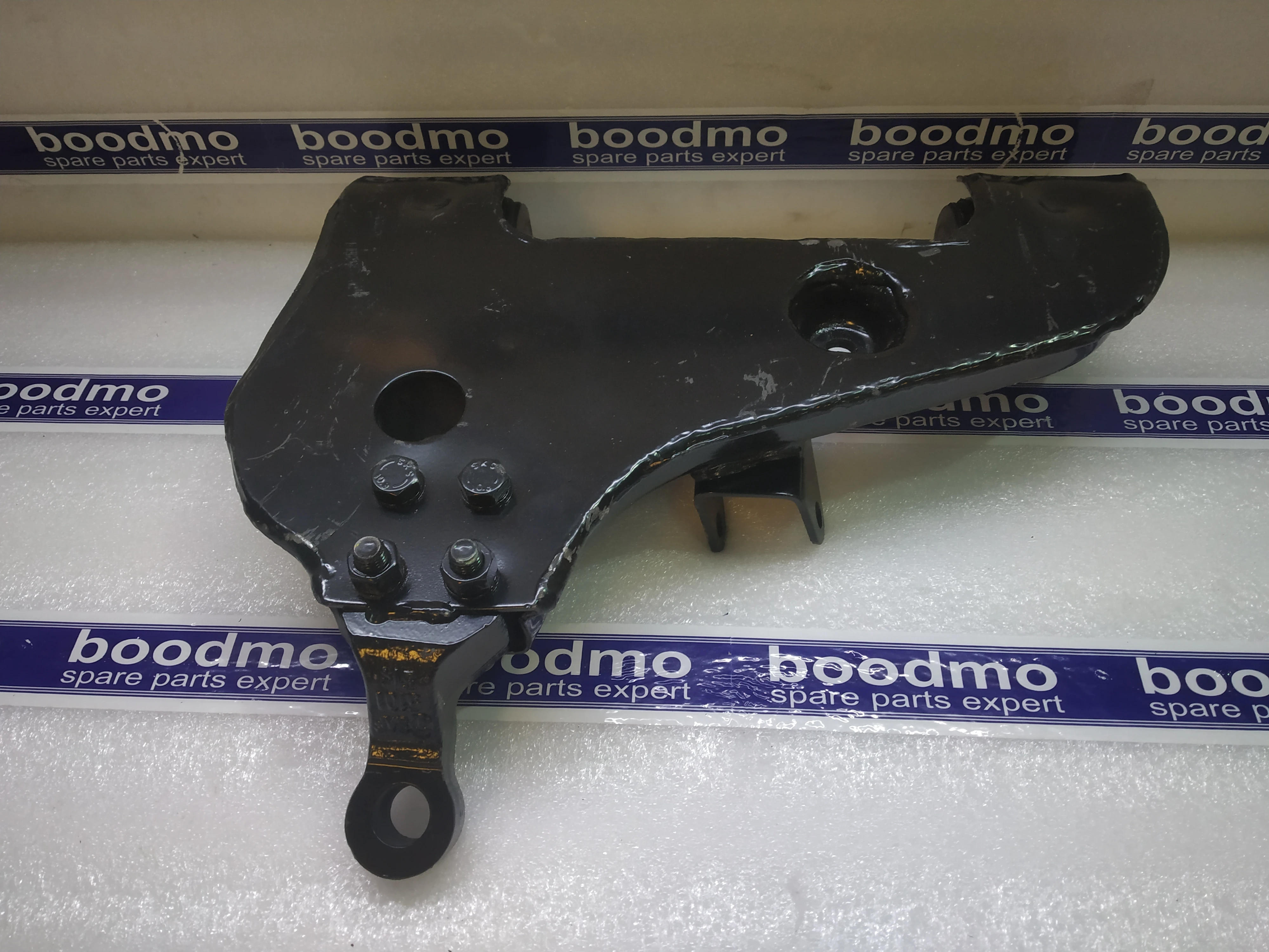 ASSY LOWER WISHBONE COMP LH MECH STG: TATA 265430165 -compatibility,  features, prices. boodmo