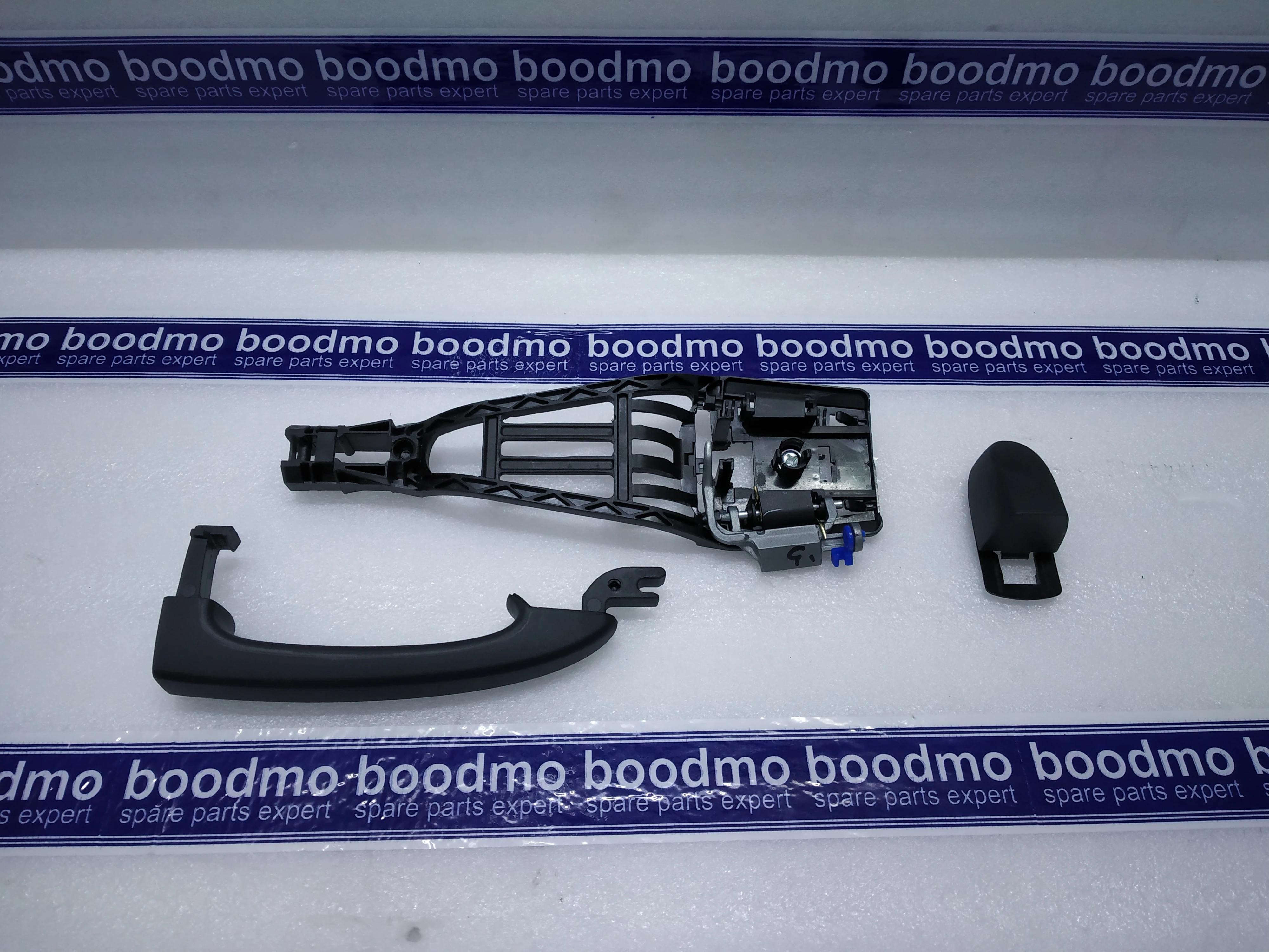 ASSY OUTER HANDLE REAR DOOR LH: TATA 289573300120A3 -compatibility