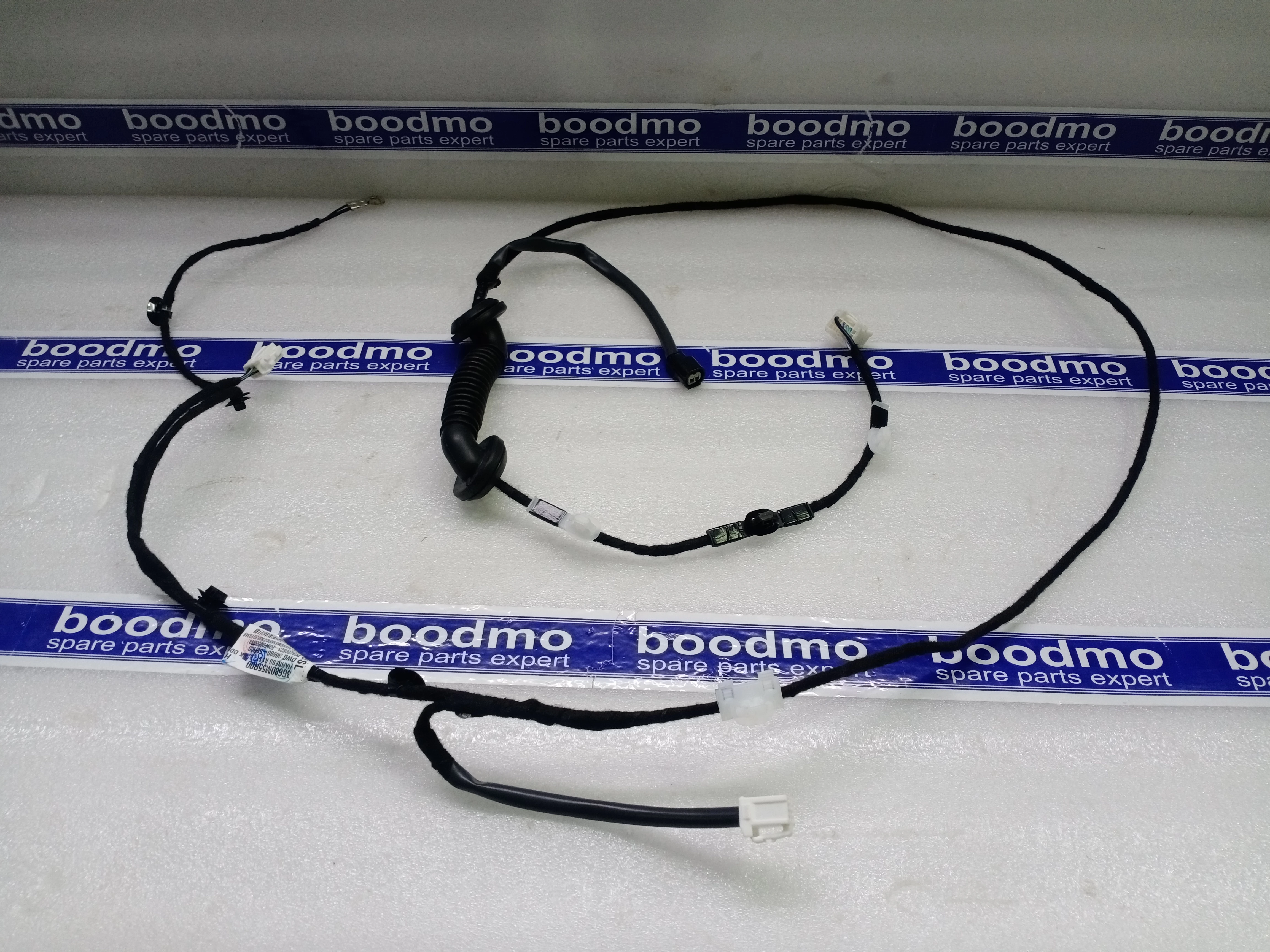HARNESS ASSY,BACK DOOR: MARUTI SUZUKI 36680M55R00 -compatibility