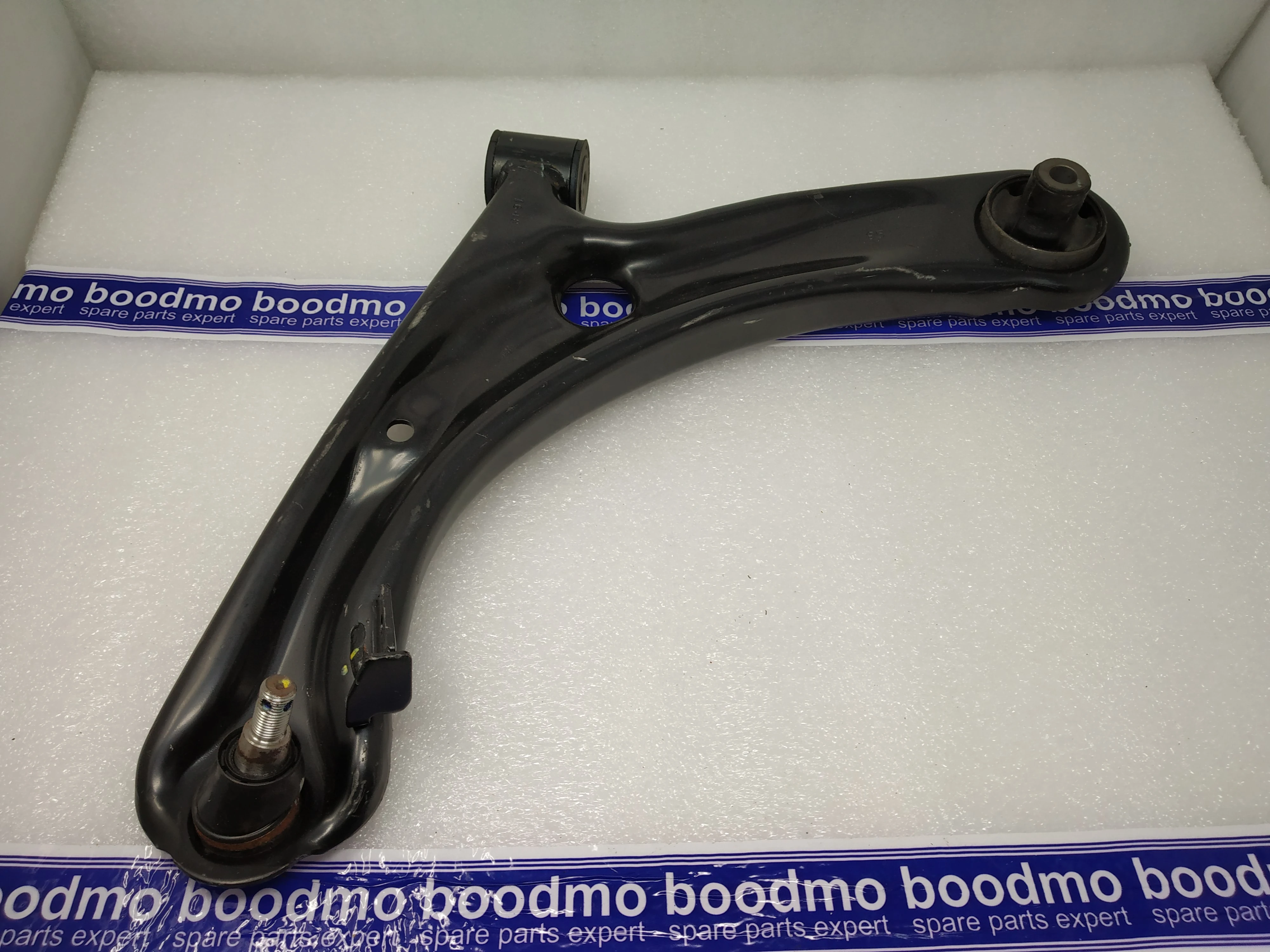 ARM ASSY, L. FR. LOWER: Honda 5136...2T04 -compatibility, features