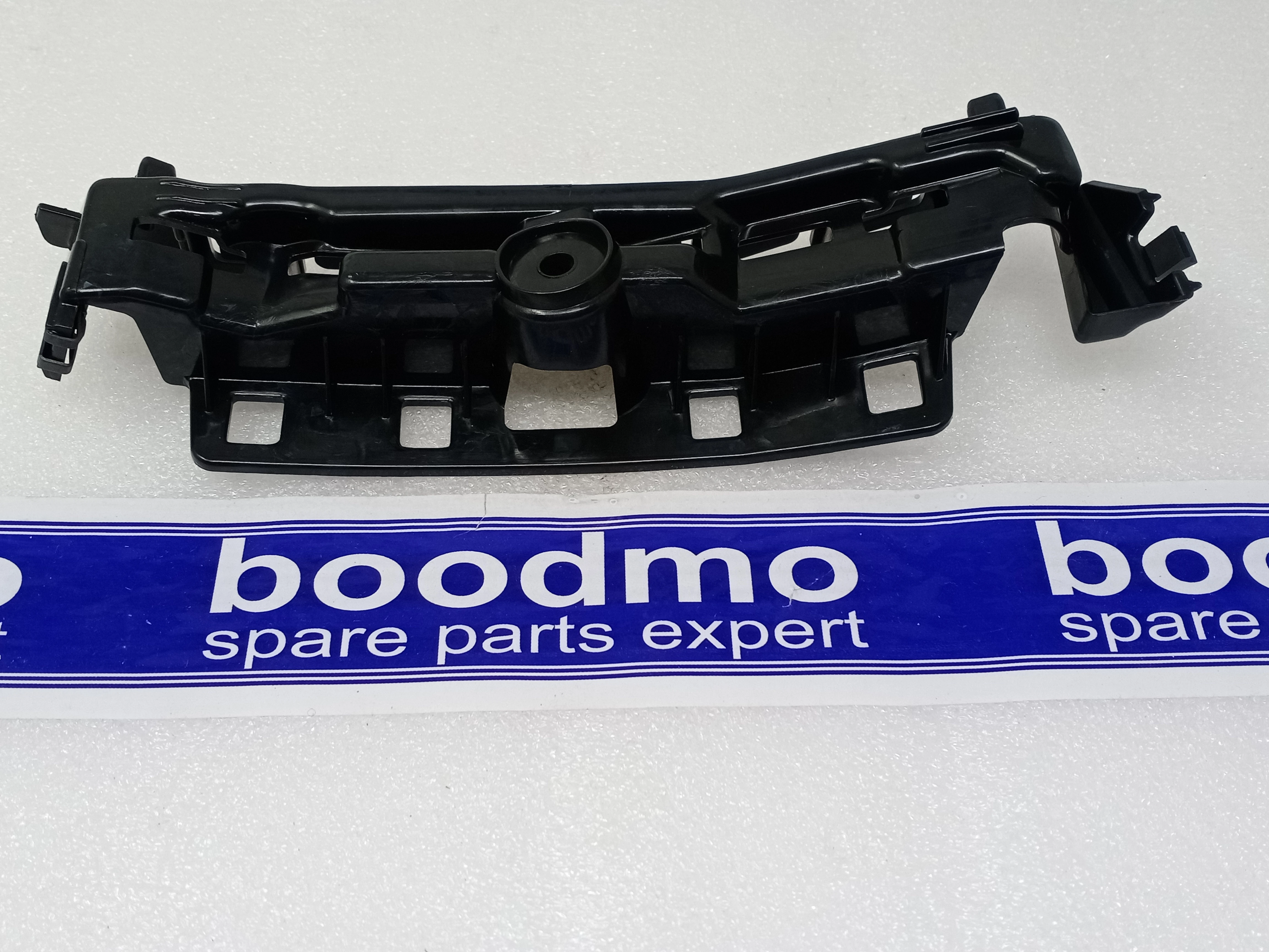 MOUNTING BRACKET ASSY LH: TATA 544288500116 -compatibility
