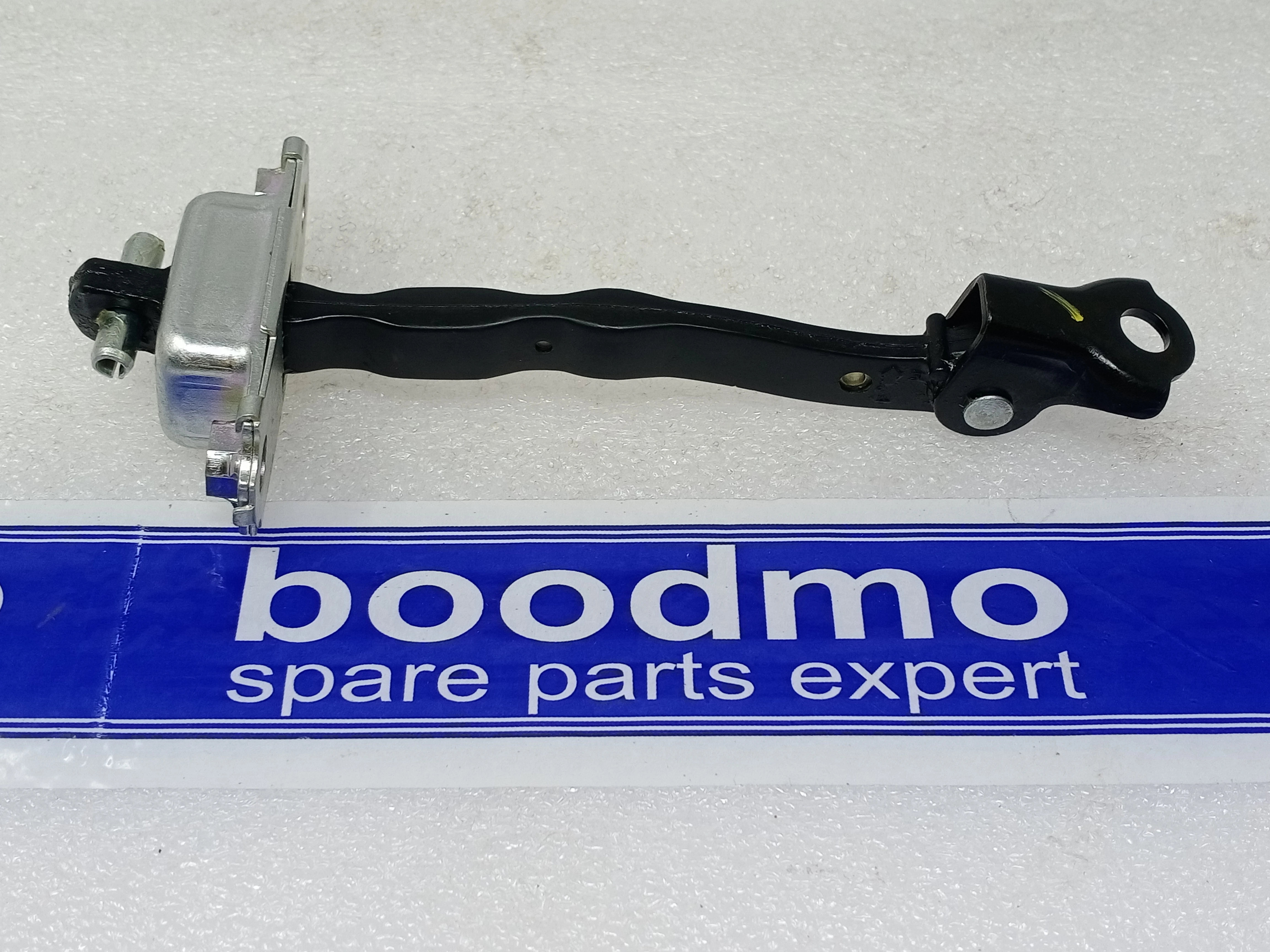 STOP, REAR DOOR OPEN: MARUTI SUZUKI 81830M66R00 -compatibility