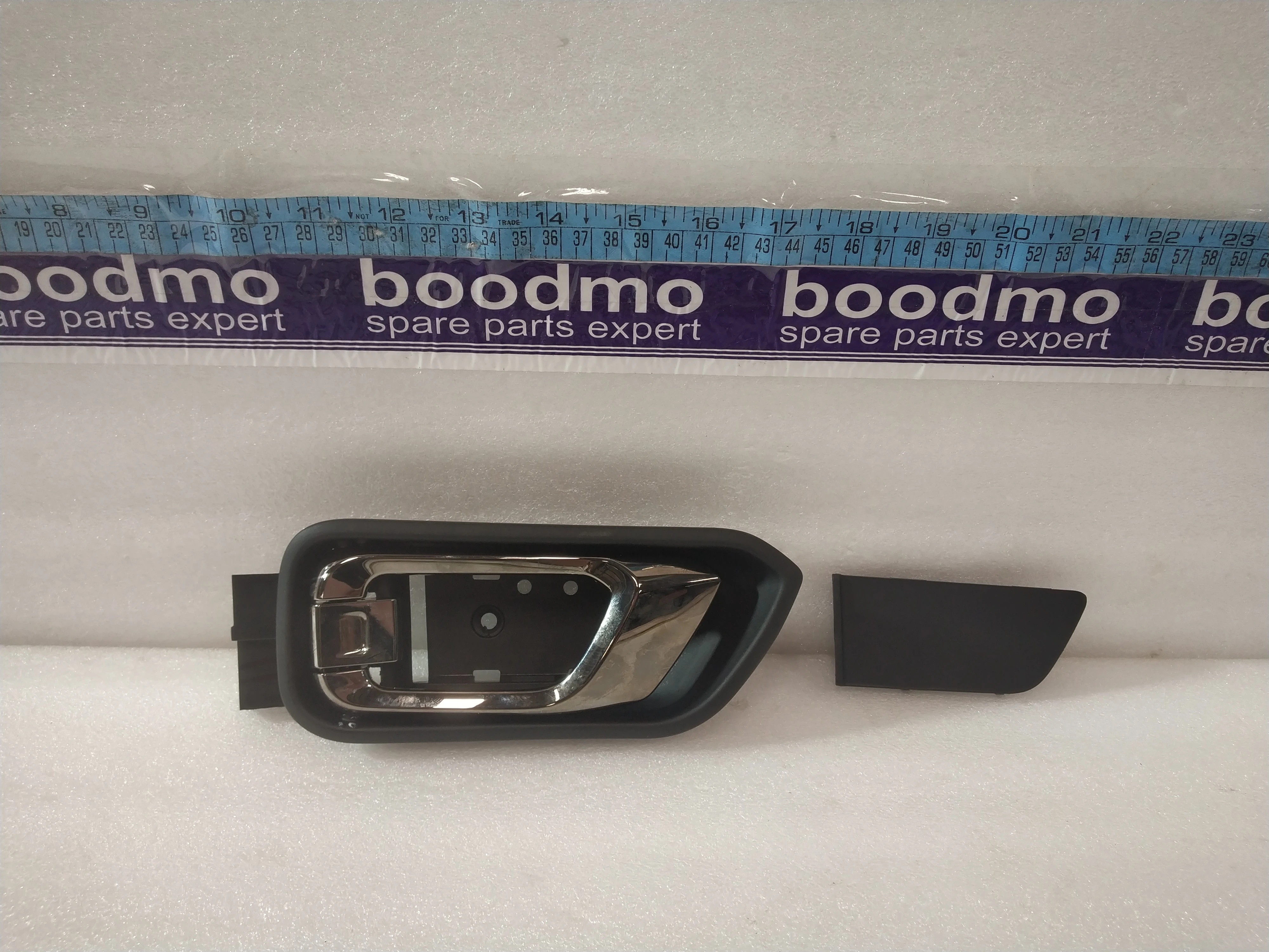DK_TRICHROME-INNER HANDLE ASSY,LH: TATA 541272300123CK