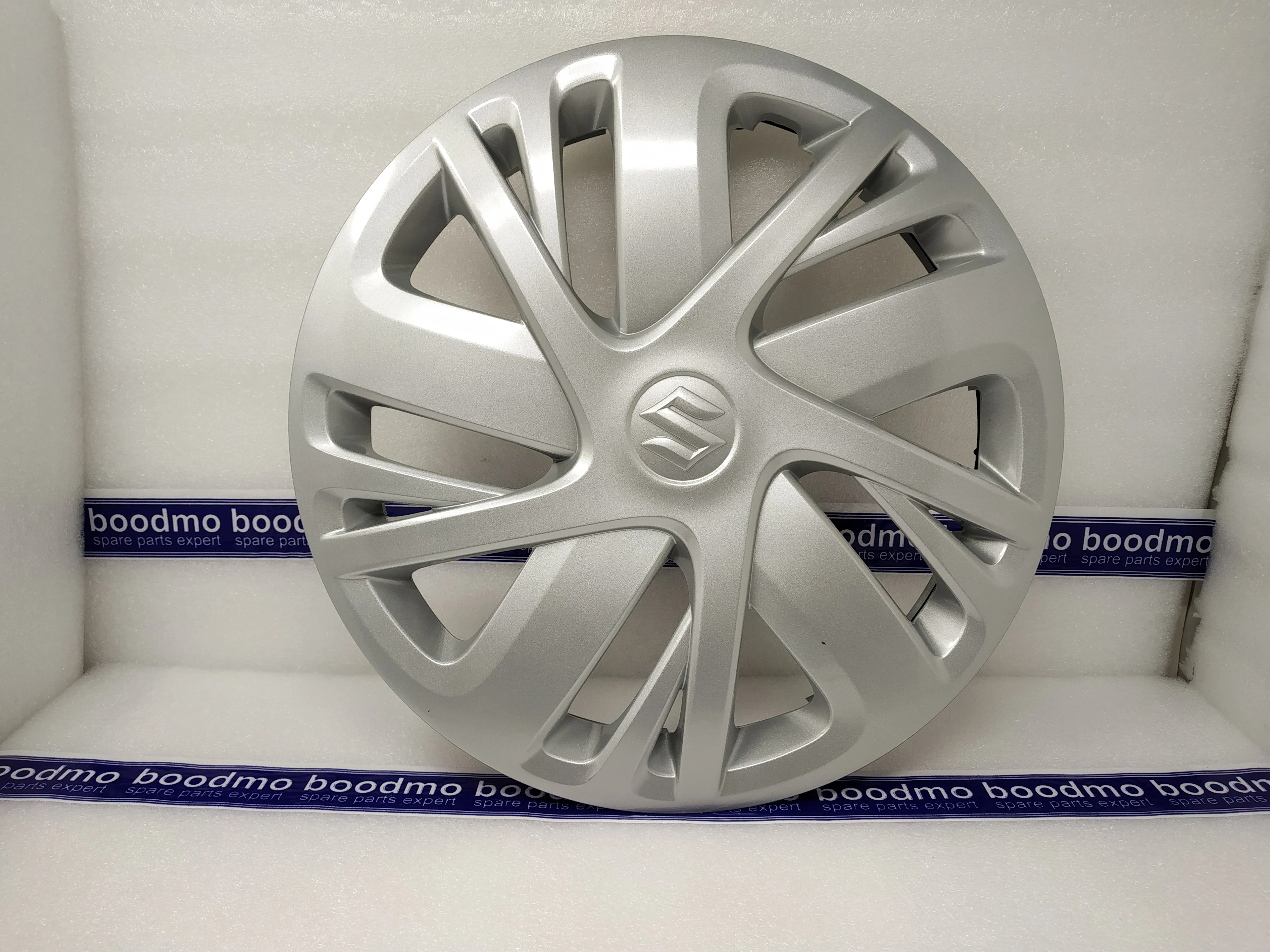 WHL CVR SLVR SWIFT: MARUTI SUZUKI 43250M83P00-27N -compatibility