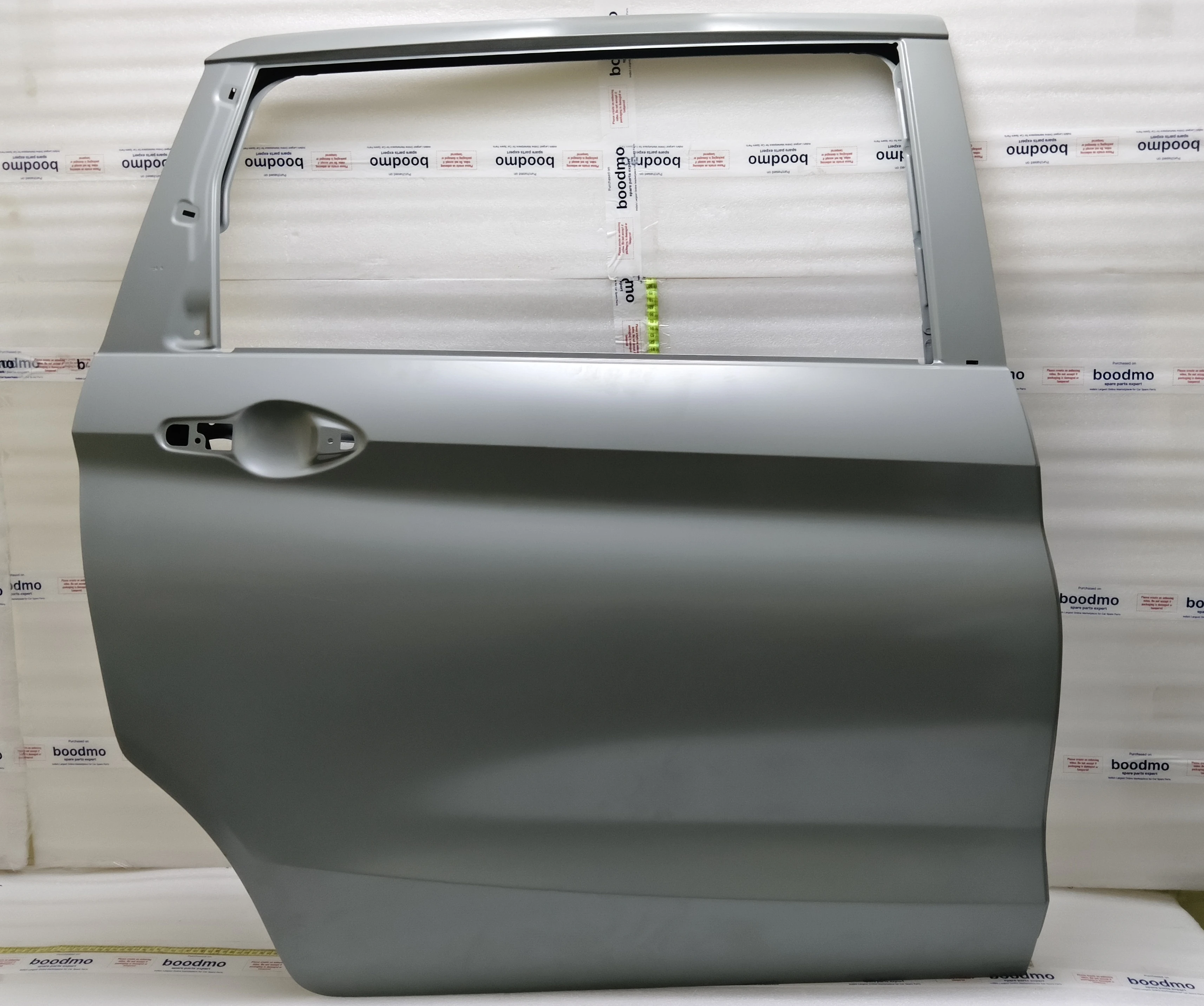 マロン PANEL ASSY,REAR DOOR,RH: MARUTI SUZUKI 68003M72R03 -compatibility