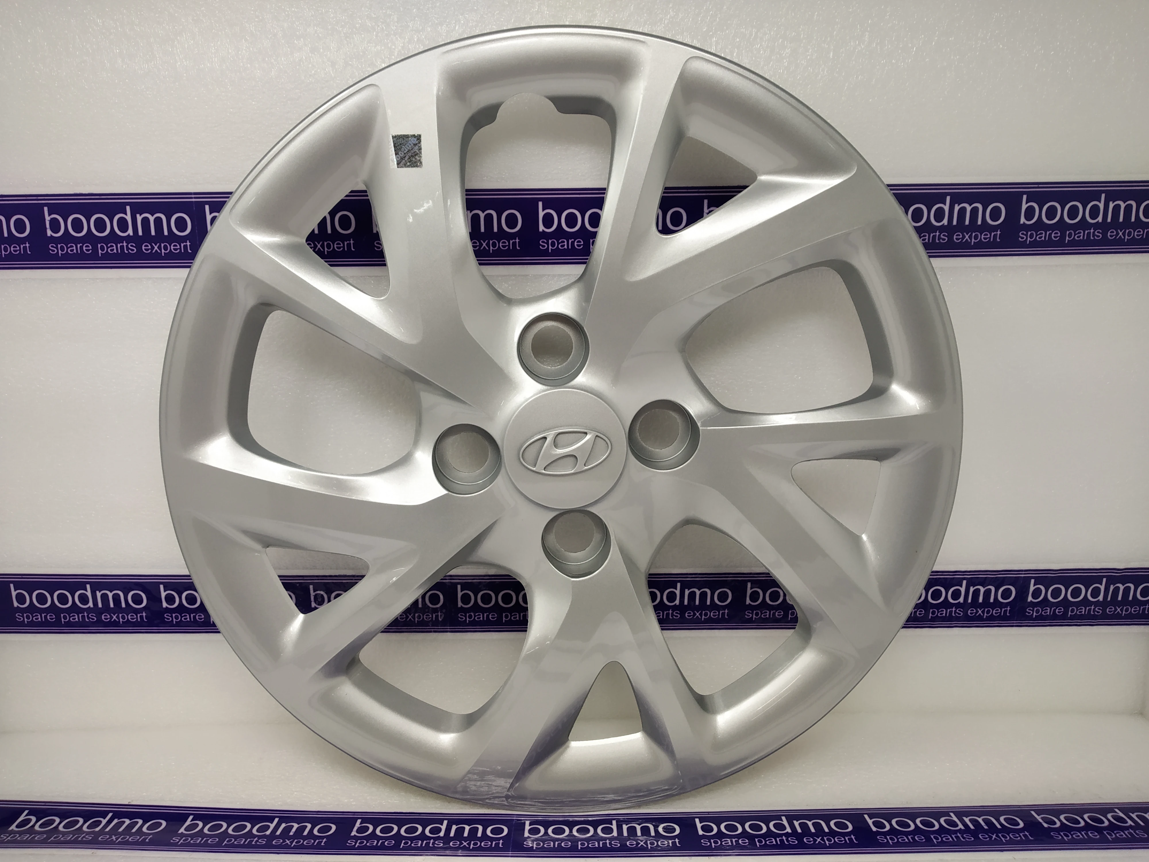 Hyundai i10 wheel deals trims